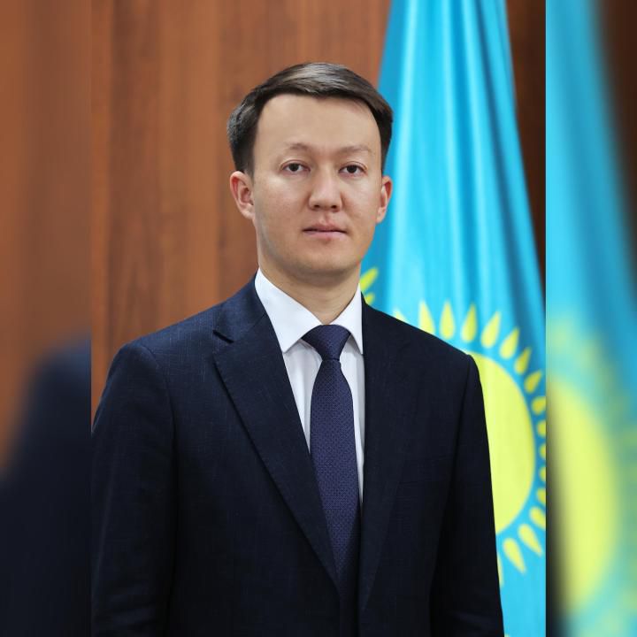 Жамбылдық мемлекеттік қызметші ҚР Парламенті Сенатының жанындағы Талдау мектебіне жолдама алды