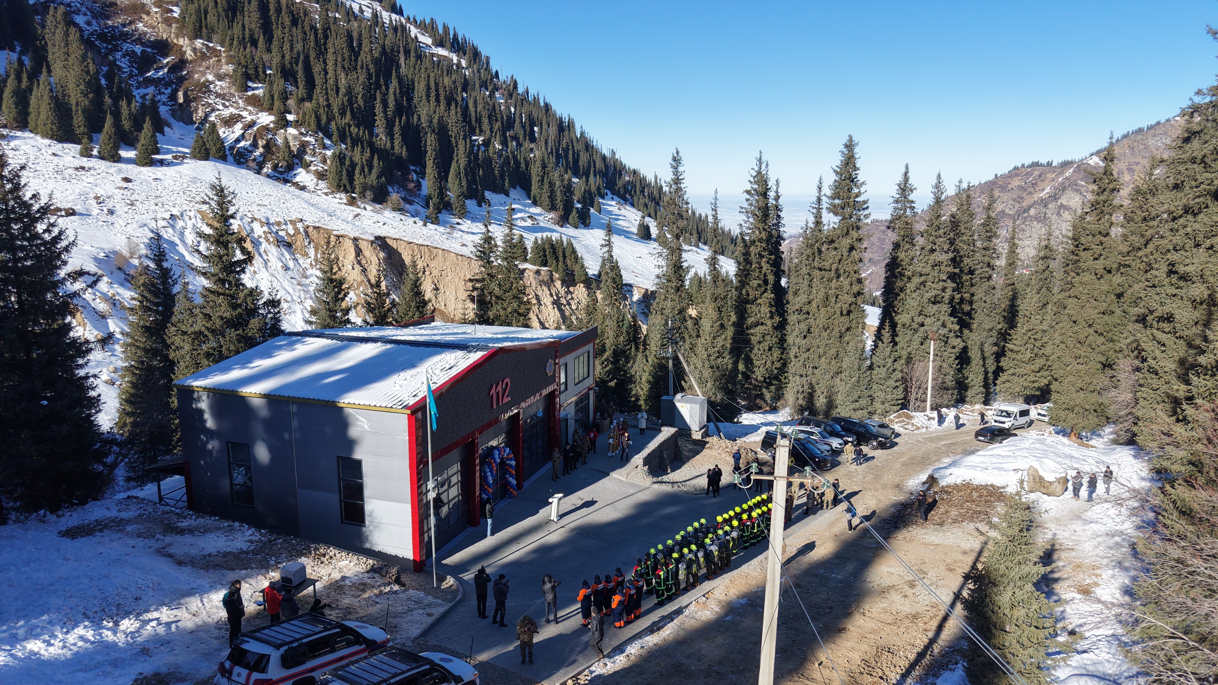 Глава МЧС открыл самое высокогорное универсальное спасательное подразделение в СНГ