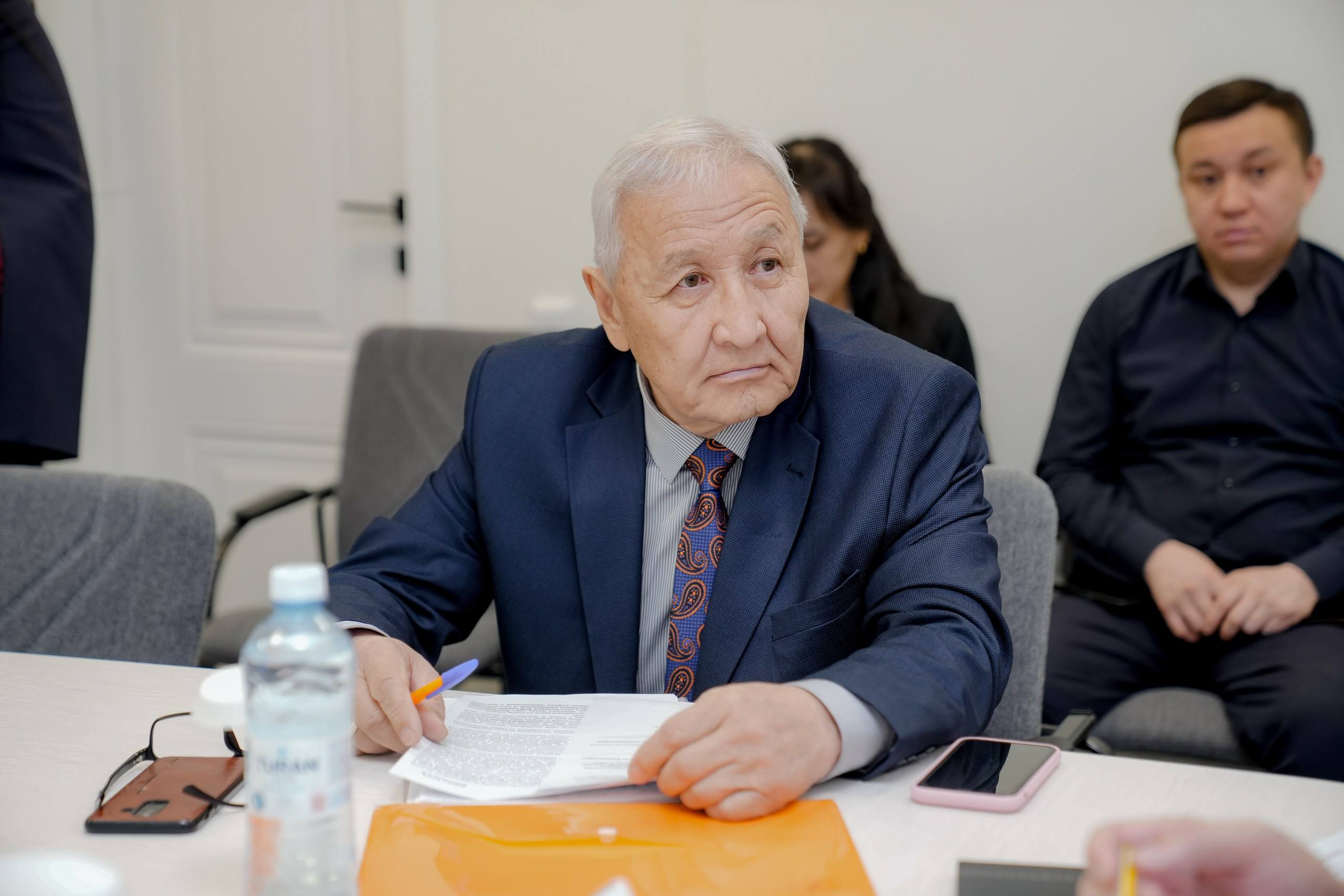 Аким города провел личный прием граждан