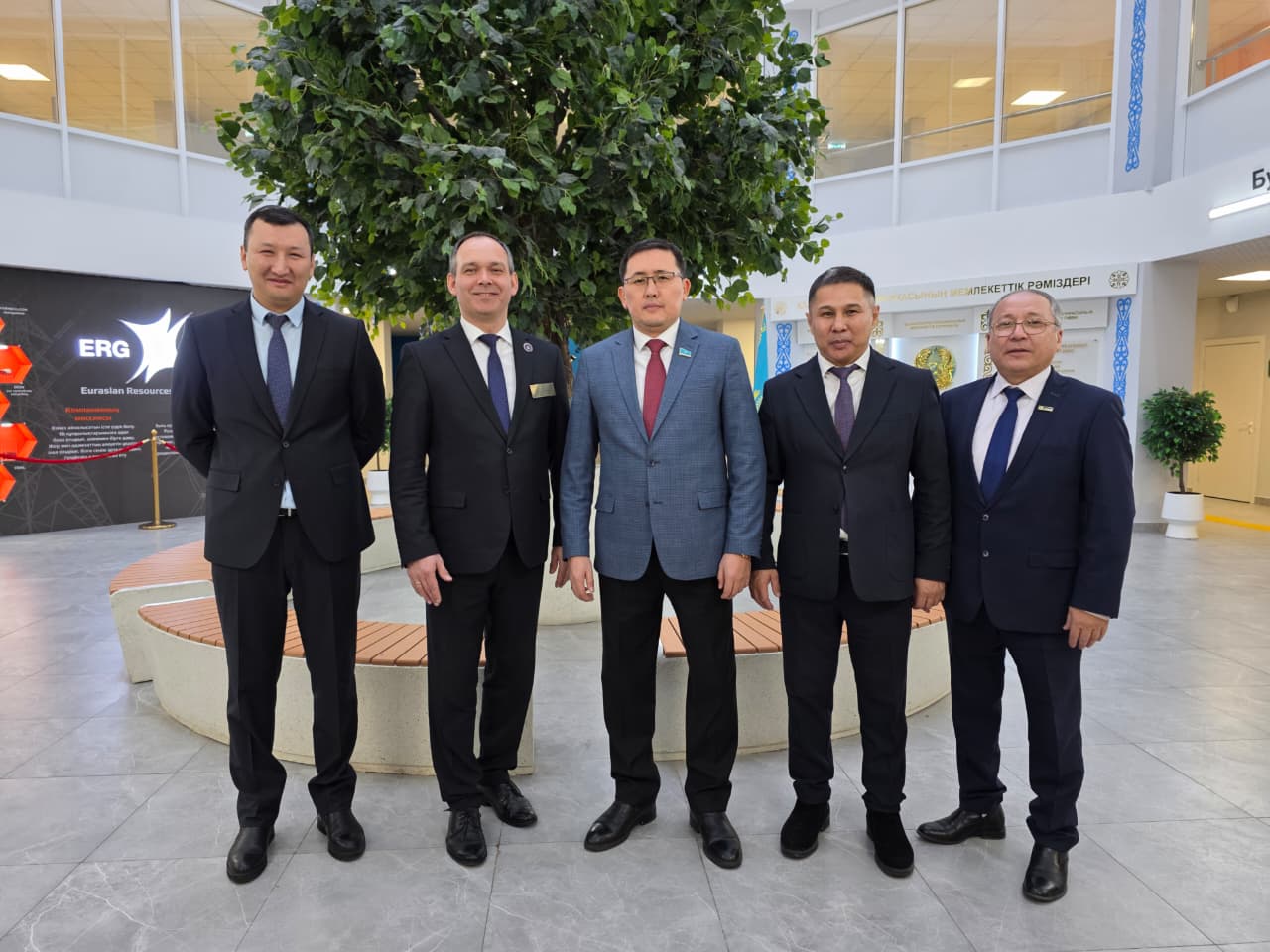 ҚР Парламенті Мәжілісінің депутаты Анас Баққожаев «Рудный қаласының білім бөлімінің № 2 гимназиясы» КММ-де