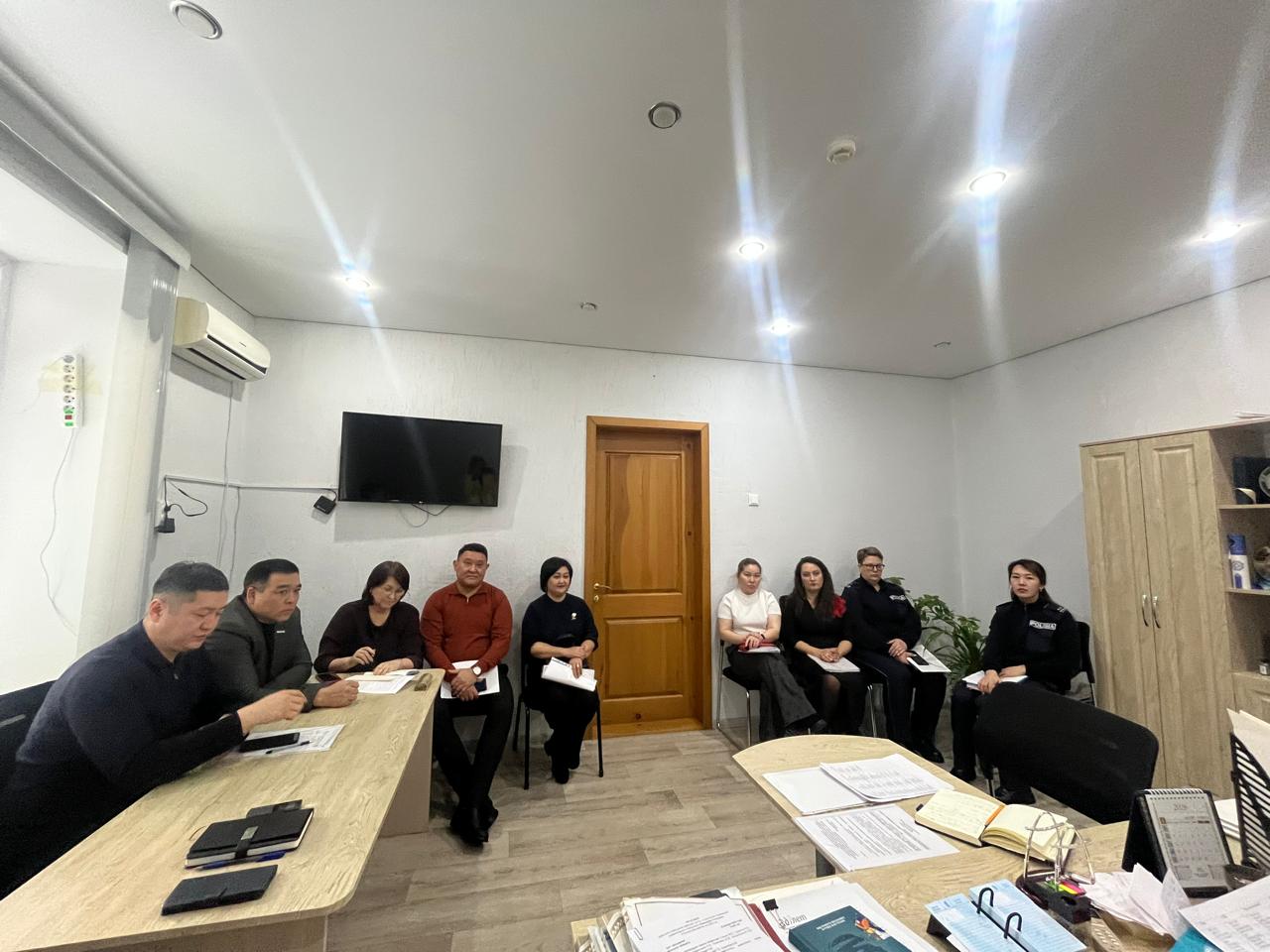 09 января 2026 года под председательством заместителя акима по социальным вопросам, председателем комиссии А.К. Бектасовой состоялось очередное заседание комиссии по делам женщин и семейно-демографической политике при акимате Есильского района . Комиссия рассмотрев материалы и заслушав информации докладчиков, приняла соответствующие рекомендации.