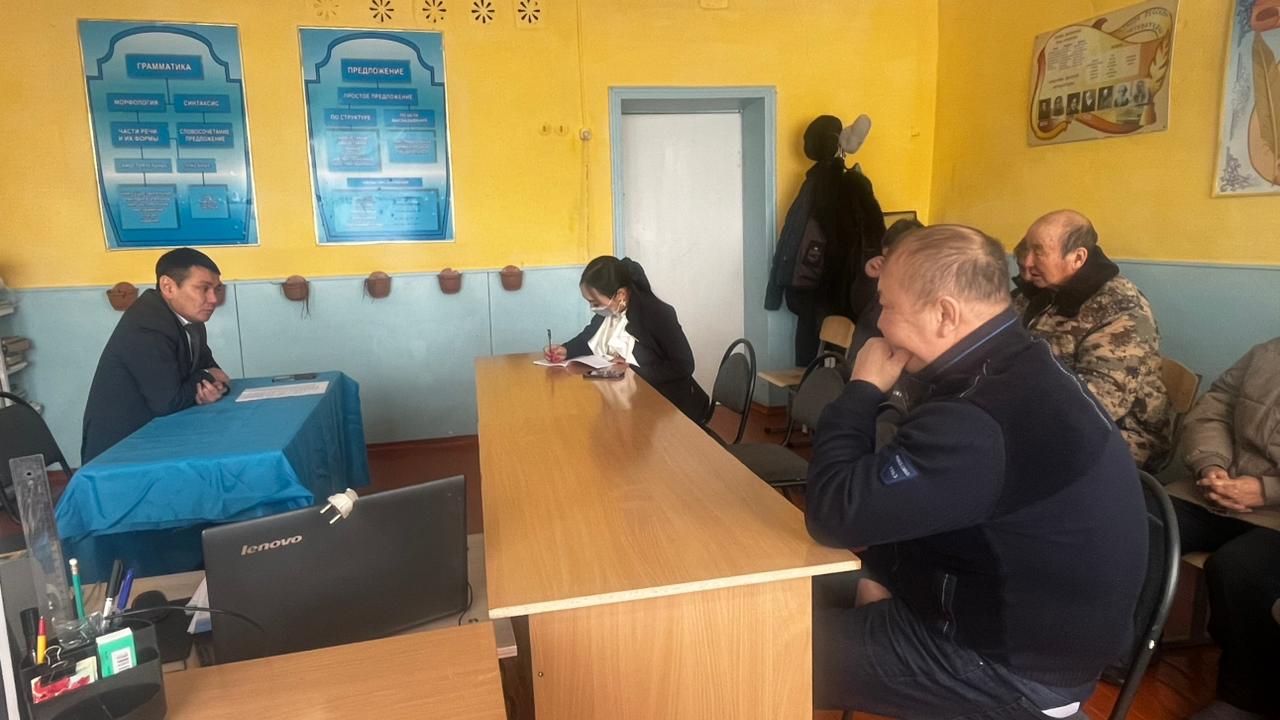 09 января 2026 года в селе Аксары состоялась отчетная встреча   акима Уялинского сельского округа Г. Тышканбаева  с населением "Об итогах проделанной работы за 2025 год и планы на 2026 год"