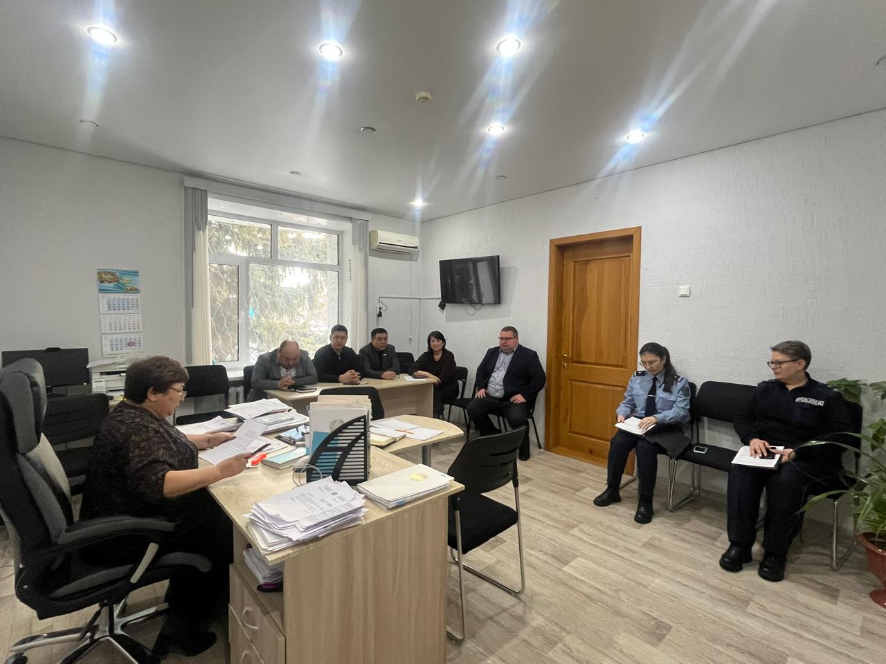 09 января 2026 года под председательством заместителя акима по социальным вопросам, председателем комиссии А.К. Бектасовой состоялось очередное заседание консультативно–совещательного органа по содействию деятельности учреждений, исполняющих уголовные наказания и иные меры уголовно–правового воздействия, а также  организации социальной и иной помощи лицам, отбывшим уголовные наказания. Комиссия рассмотрев материалы и заслушав информации докладчиков, приняла соответствующие рекомендации.