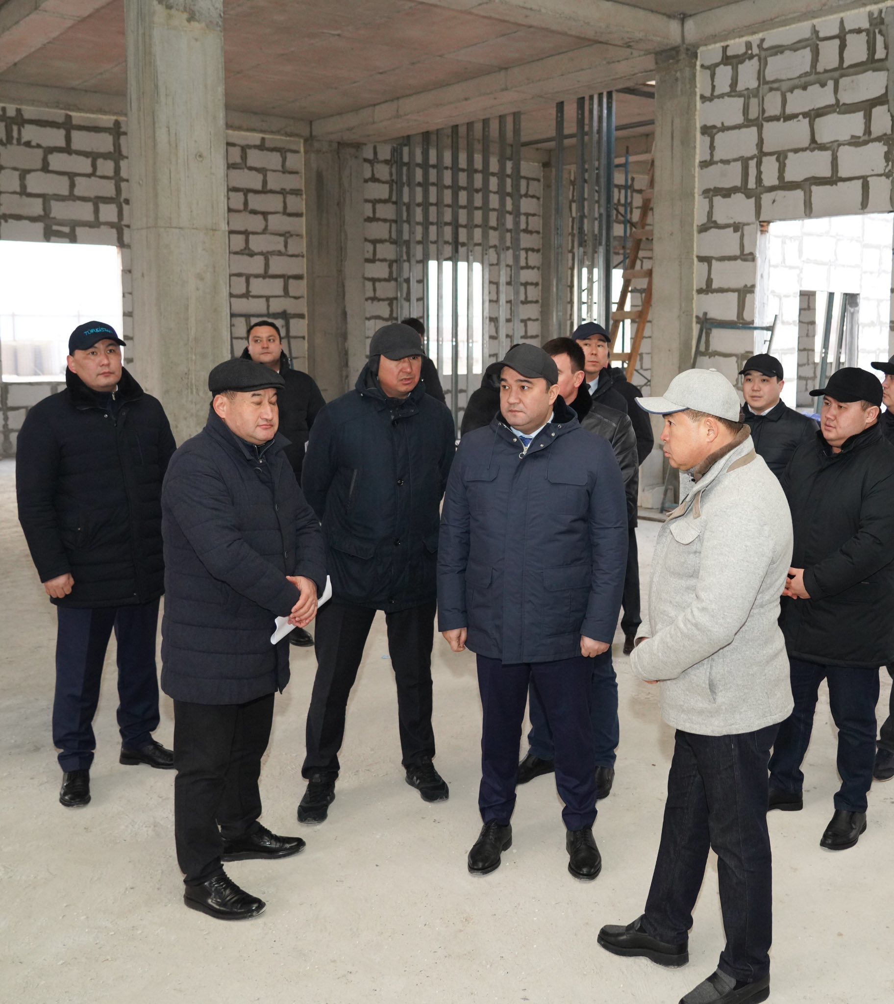 В ТУРКЕСТАНЕ СТРОЯТ СОВРЕМЕННЫЙ ЦЕНТР МАТЕРИ И РЕБЕНКА