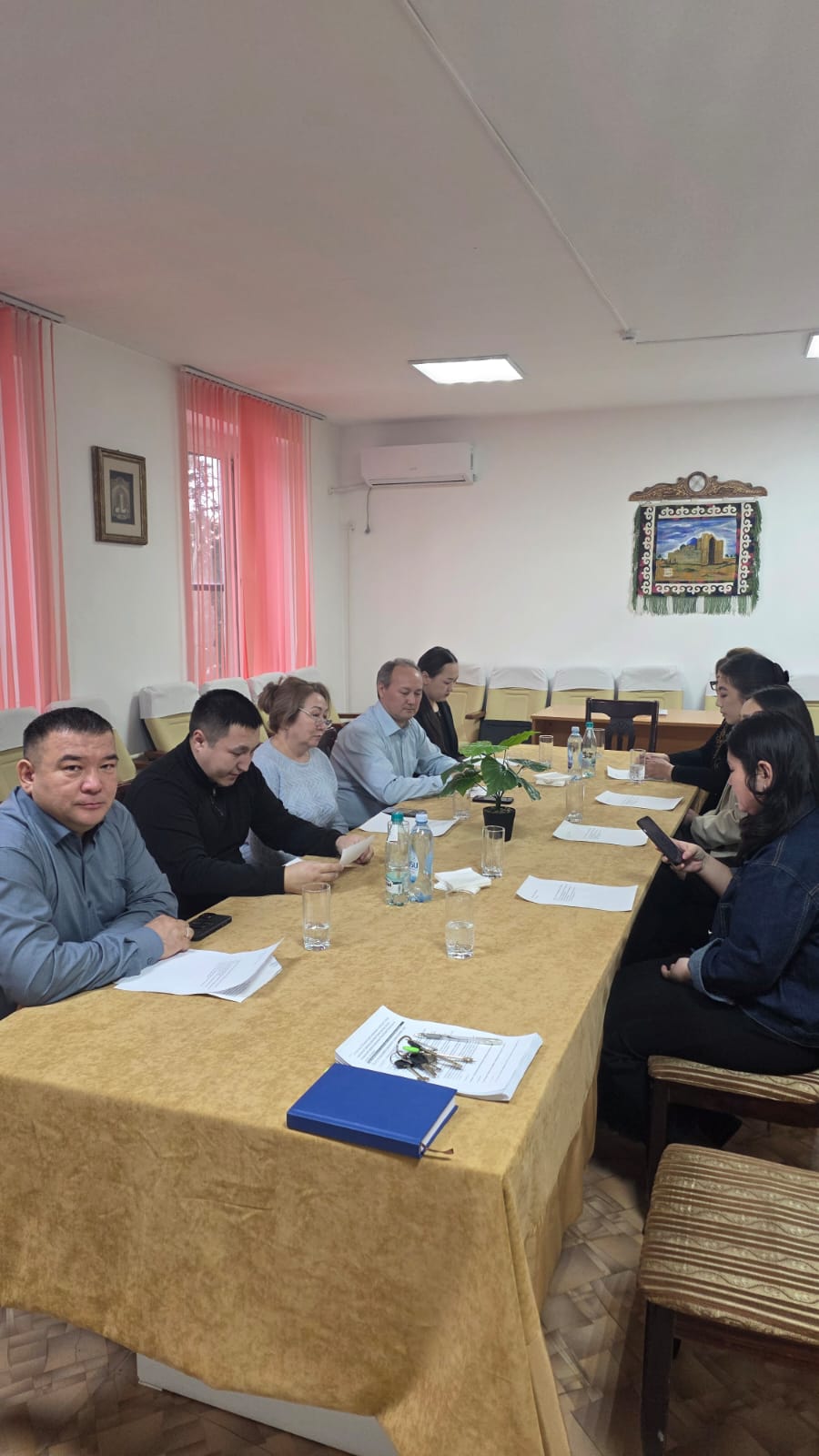 ГККП «Музыкальный театр юного зрителя» акимата города Астаны состоялась «Круглый стол»  на тему «Актуальные вопросы создание доступной среды в Театре для лиц с инвалидностью»