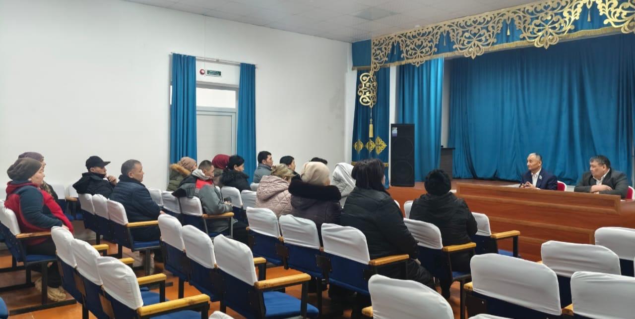 ЖАҢА РЕФОРМА БИЛІКТІҢ ТЕПЕ-ТЕҢДІГІН САҚТАЙДЫ