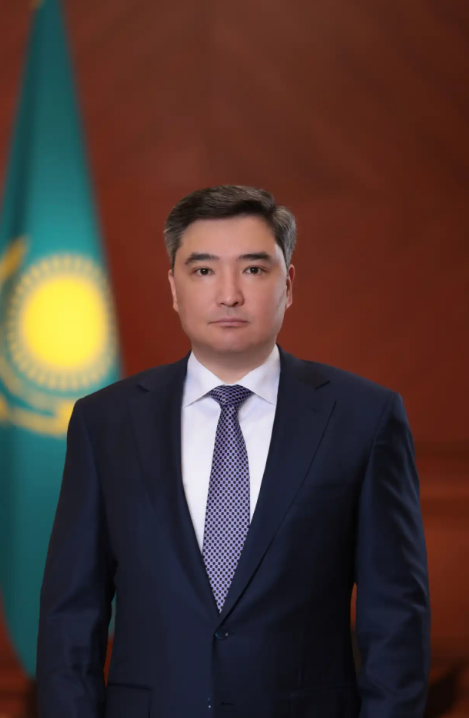 Олжас Бектенов Президентке ел экономикасын нығайту жөніндегі тапсырмалардың жүзеге асырылу барысы туралы баяндады