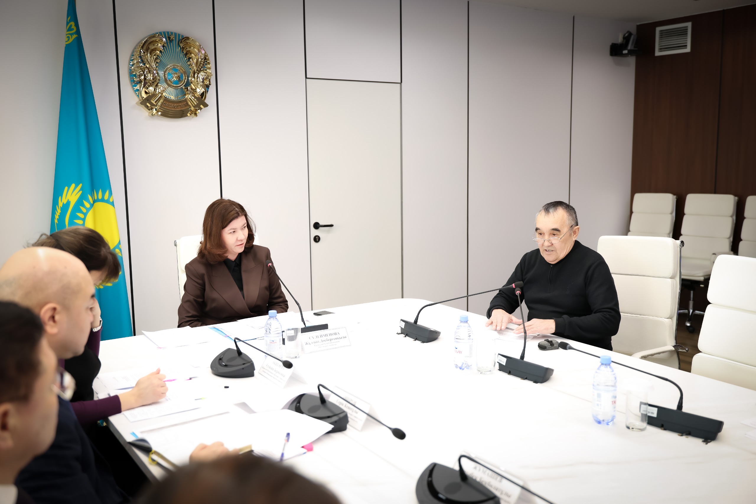 Жулдыз Сулейменова: Ключевым показателем реформ в образовании является статус учителя и его правовая защищенность