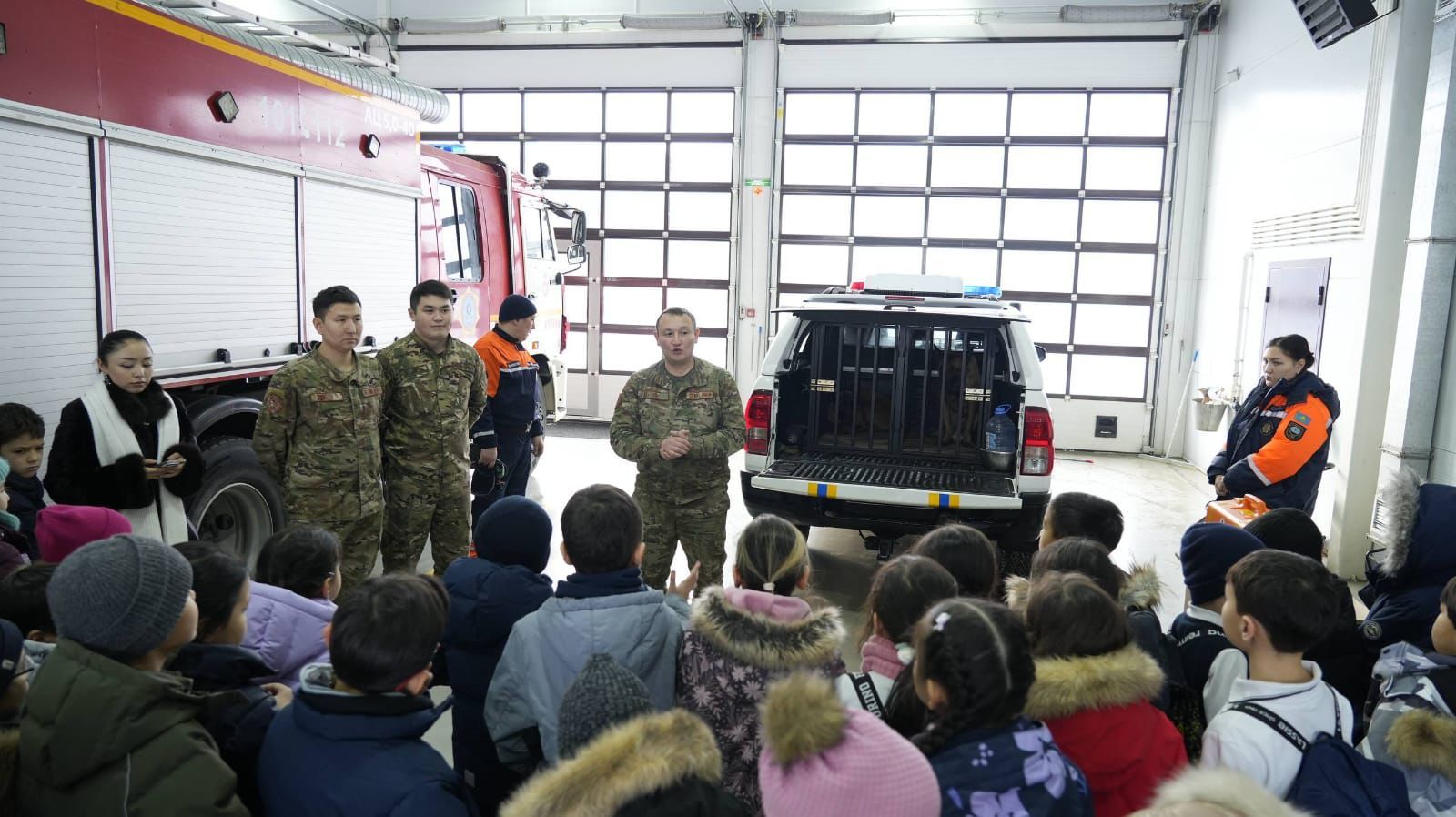 Қауіпсіздік мәдениетін қалыптастыру: ТЖМ құтқарушылары сабақтар мен ашық есік күндерін өткізуде
