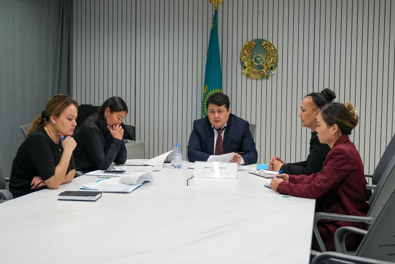 ҚР Әділет вице-министрі Даниель Ваисов азаматтарды қабылдады