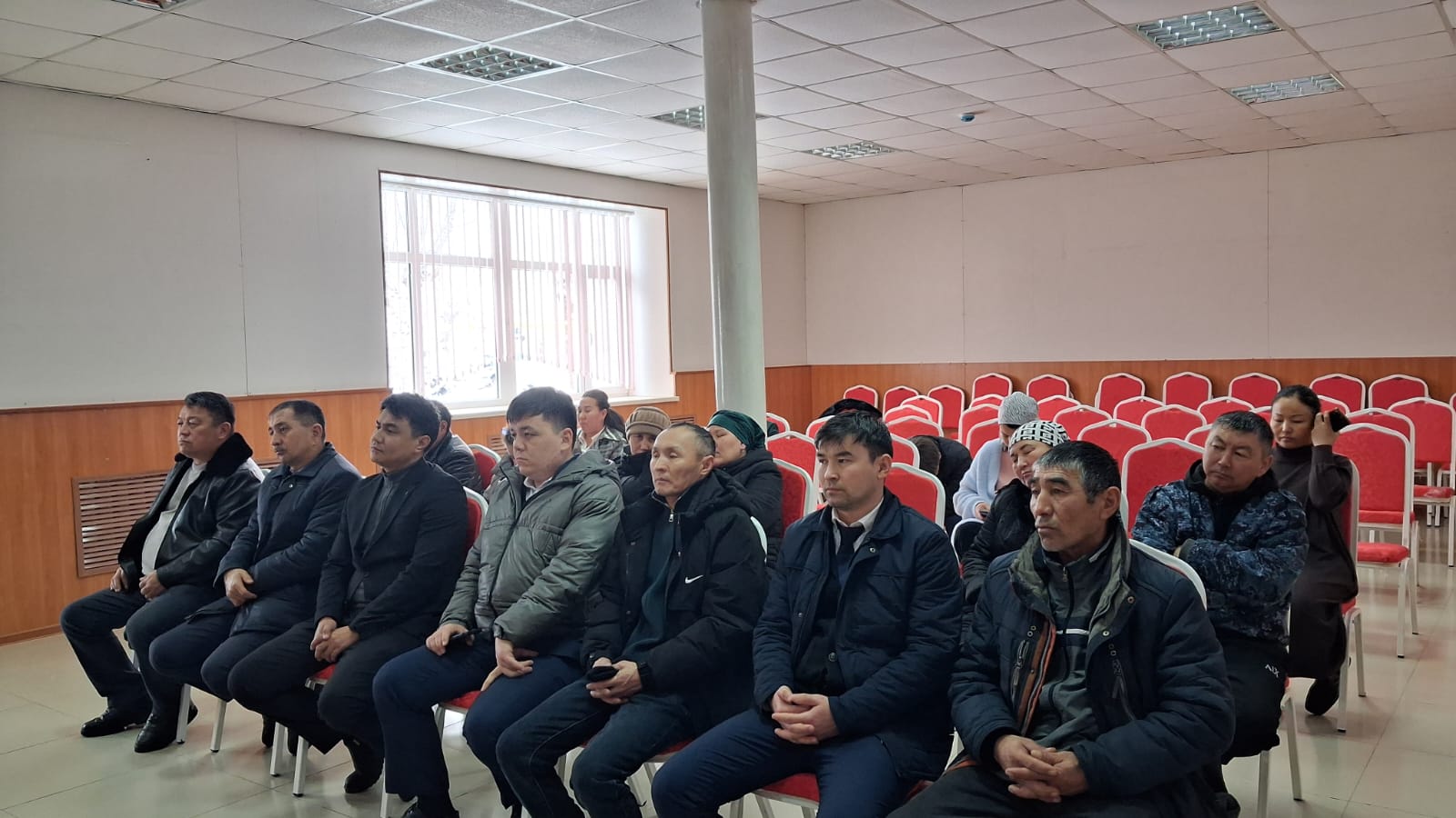 2026 жылғы 11 ақпан күні Үшарал ауылдық округінің Бөлтірік шешен ауылының ауылдық клуб үйінде тұрғындармен «Қазақстандағы конституциялық реформа» тақырыбында кездесу өтті.