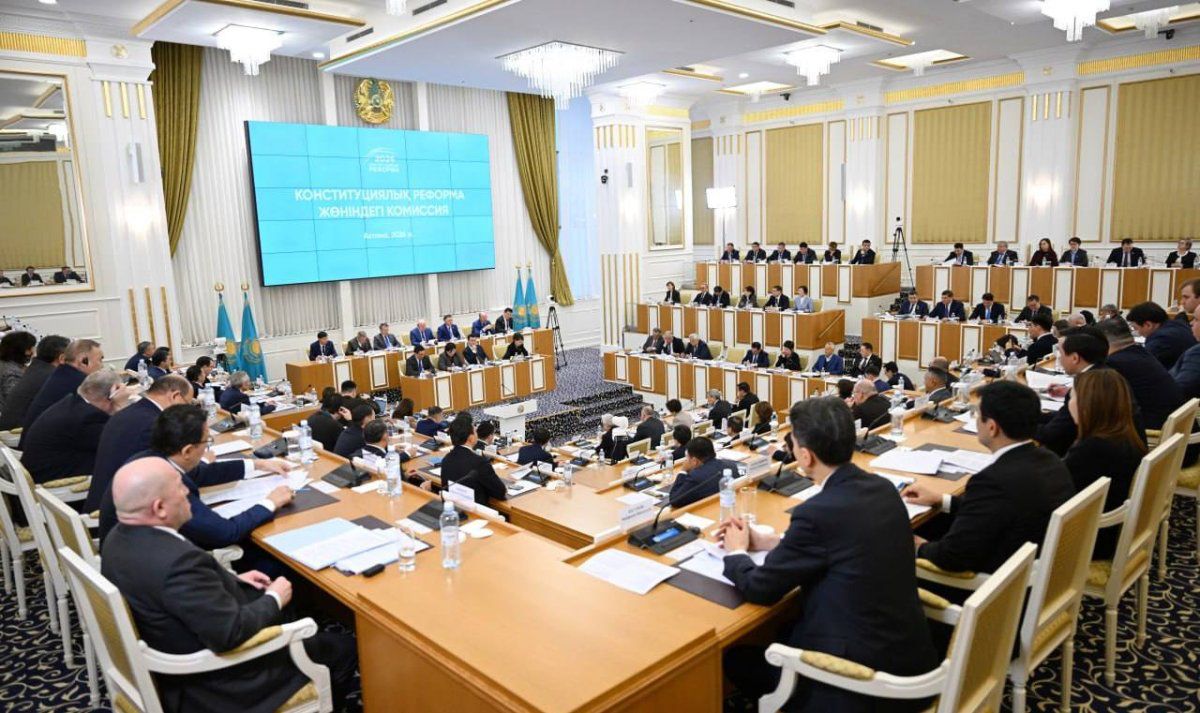 Конституциялық комиссияның отырысында жаңа Конституцияда сот шешімінсіз баспанадан шығаруға жол бермеуді бекіту ұсынылды