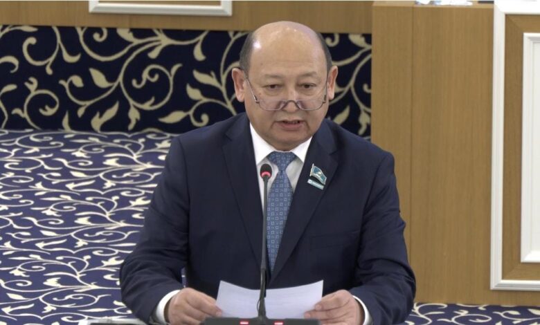 Жаңа Конституцияның жобасы бүкілхалықтық референдумға шығаруға дайын – Алматы облысы мәслихатының төрағасы Жаңа Конституция жобасындағы цифрлық ортаны реттеуге қатысты ұсыныстар Алматы облысының тұрғындары үшін айрықша маңызды.