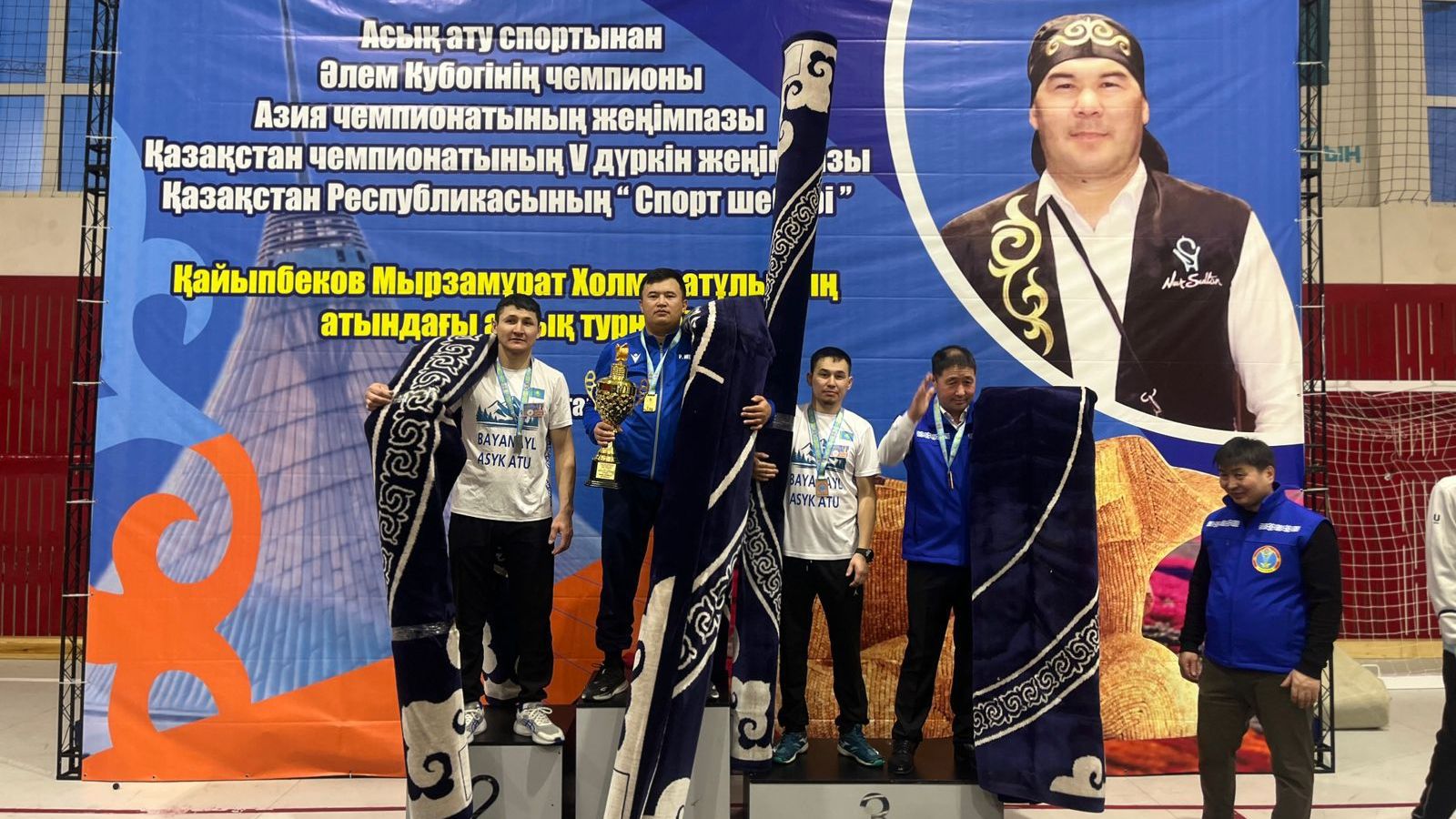 Метко и уверенно: спортсмен из Шетского района победил на республиканском турнире по асық ату