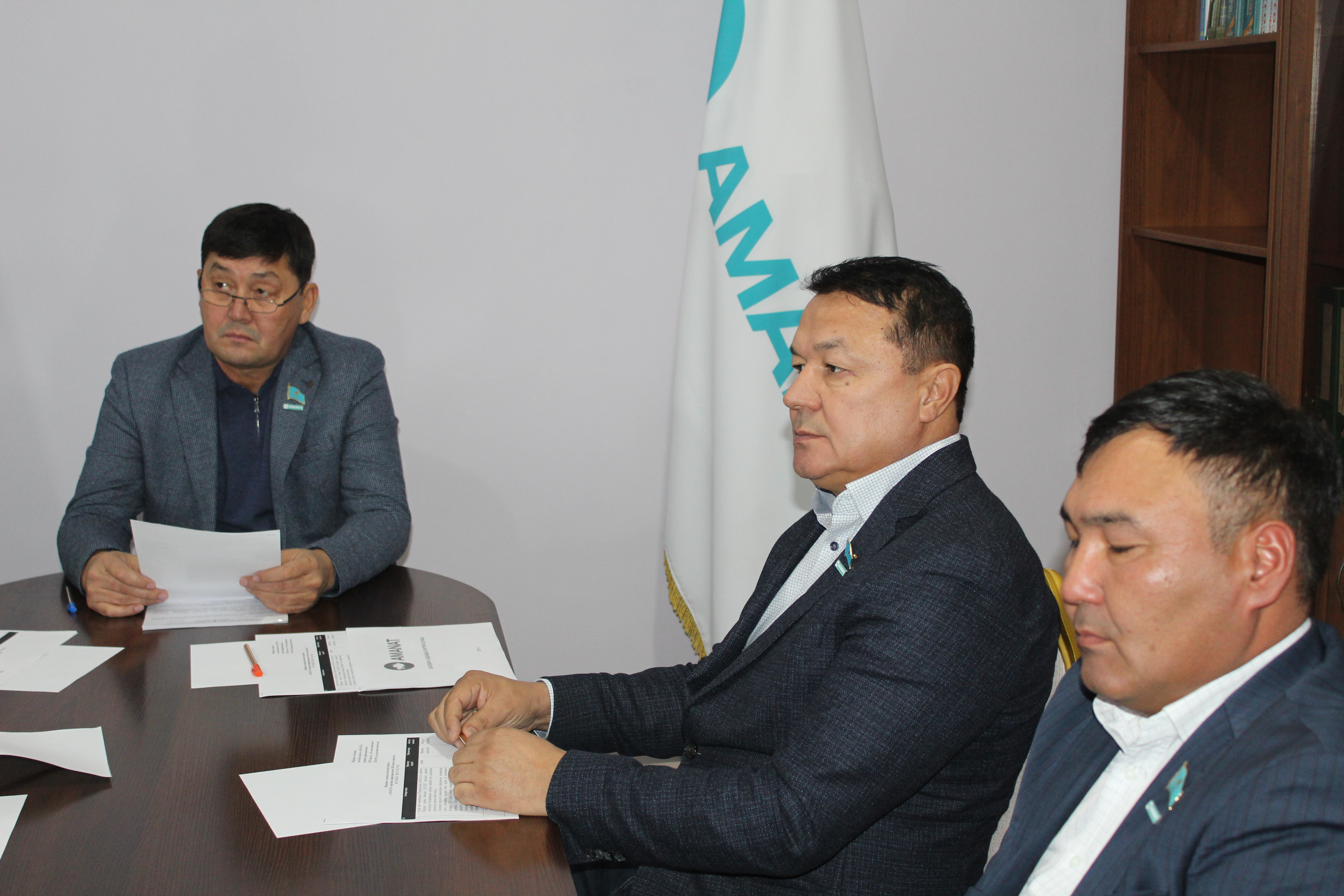 📌 ШАРДАРА АУДАНДЫҚ МӘСЛИХАТЫНДАҒЫ «AMANAT» ПАРТИЯСЫ ФРАКЦИЯСЫНЫҢ ОТЫРЫСЫ ӨТТІ