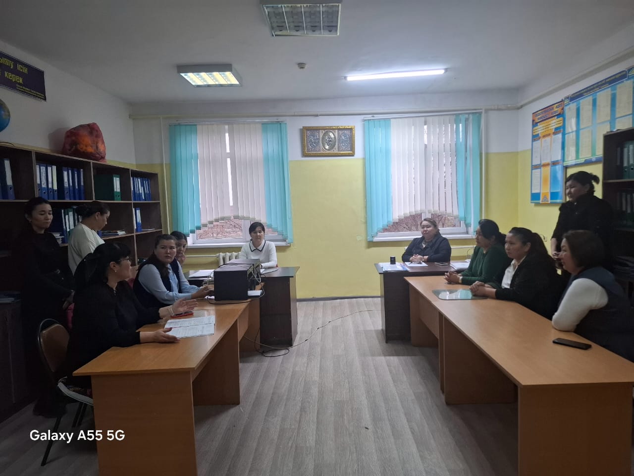 🔰 ОРДАБАСЫ: «М.Х.ДУЛАТИ» АТЫНДАҒЫ ЖАЛПЫ БІЛІМ БЕРУ МЕКТЕБІНІҢ ҚЫЗМЕТКЕРЛЕРІНЕ ЕҢБЕК КОДЕКСІ ТАЛАПТАРЫНЫҢ ЗАҢДЫЛЫҚТАРЫ ТҮСІНДІРІЛДІ