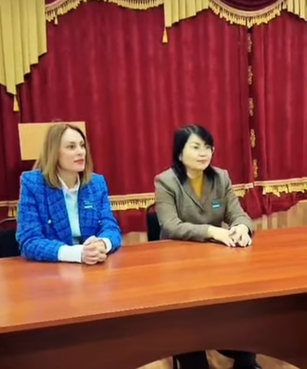 Депуттар Жігер» қосымша білім беру орталығының меңгерушілерімен кездесті