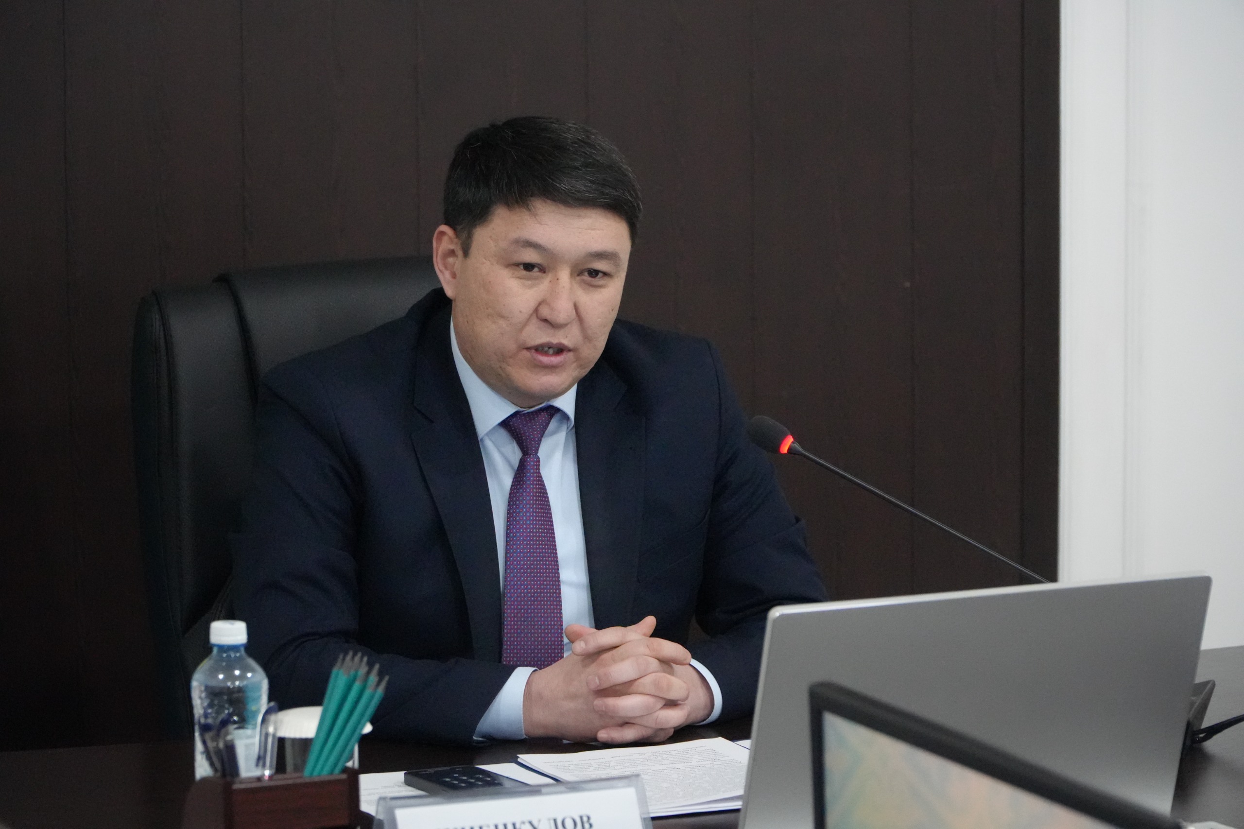 СПОРТ АРДАГЕРЛЕРІМЕН АШЫҚ ДИАЛОГ: КОНСТИТУЦИЯЛЫҚ ЖАҢҒЫРУДЫҢ МӘНІ ТҮСІНДІРІЛДІ