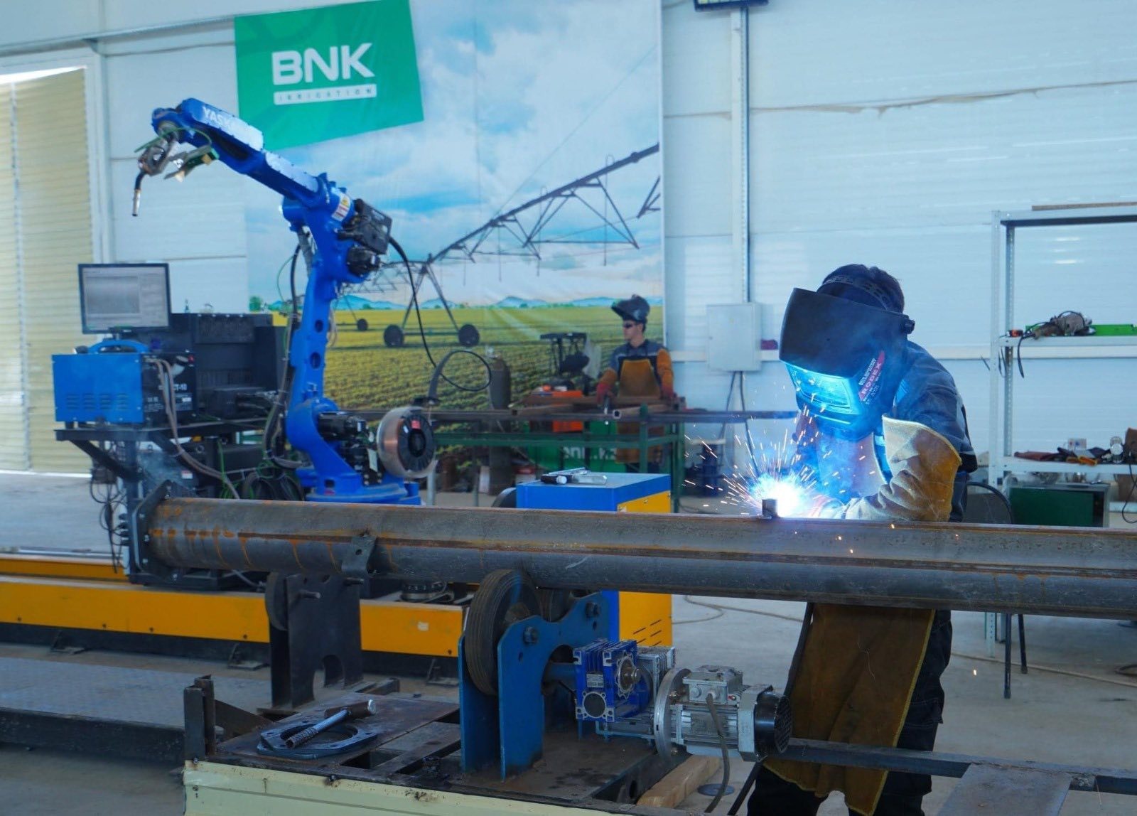 ТҮРКІСТАН ОБЛЫСЫНДА БЫЛТЫР 150 МЫҢҒА ЖУЫҚ АДАМ ЖҰМЫСПЕН ҚАМТЫЛҒАН