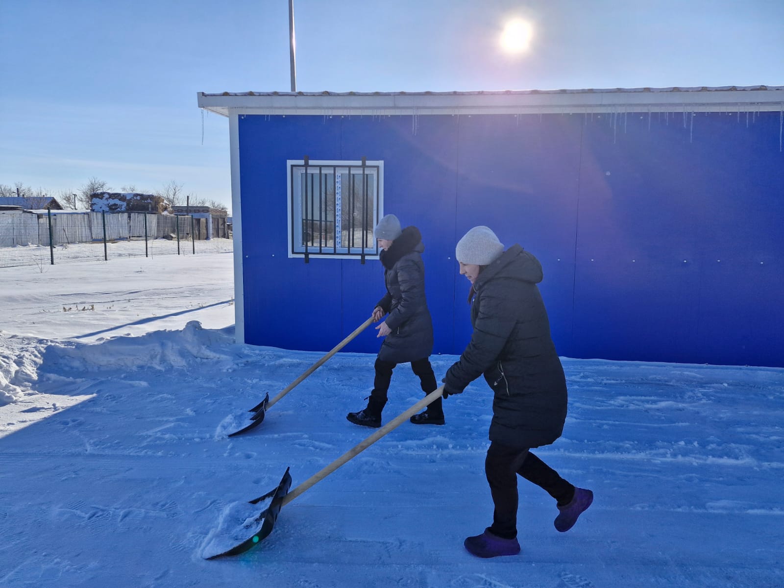 Су тарату пункті аумағында тазалық жұмыстары