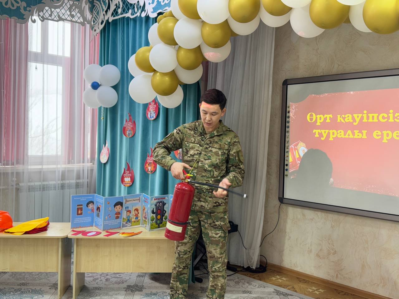 Тараз қаласындағы  балабақшада өрт қауіпсіздігі бойынша сабақ өткізілді