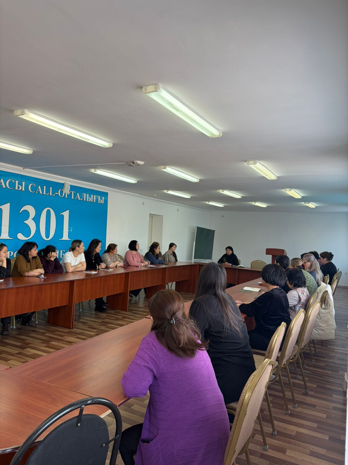 “Екібастұз қаласы әкімдігінің халықты жұмыспен қамту және әлеуметтік мәселелер бөлімі» ММ (бұдан әрі – Бөлім) басшысы Бөлім қызметкерлері үшін құқықтық жалпы оқыту өткізді