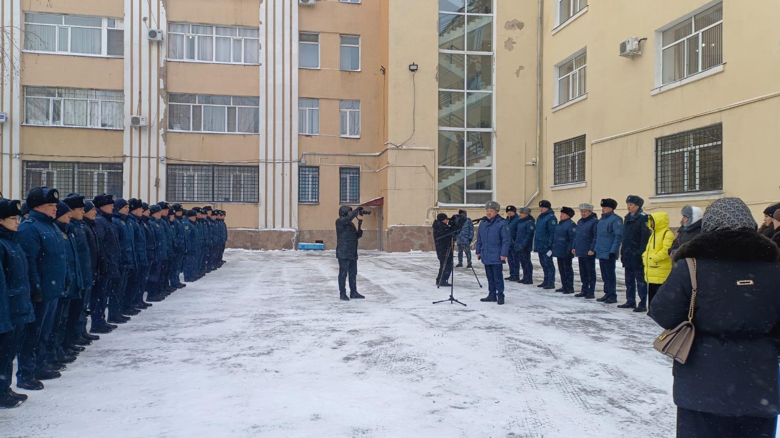 «Заң мен тәртіп»: Қарағанды облысында депутаттар, прокурорлар және полицейлер бірлескен рейдке шықты