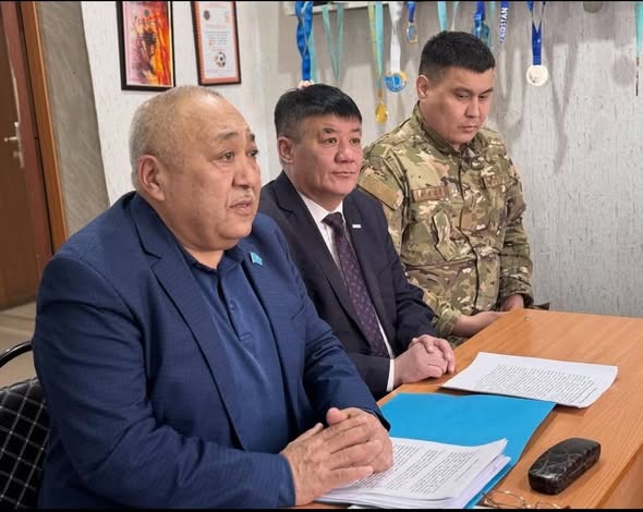 Төтенше жағдайлар бөлімі мен №12 өрт сөндіру бөлімінің қызметкерлерінің қатысуымен диалог алаңы ұйымдастырылды.