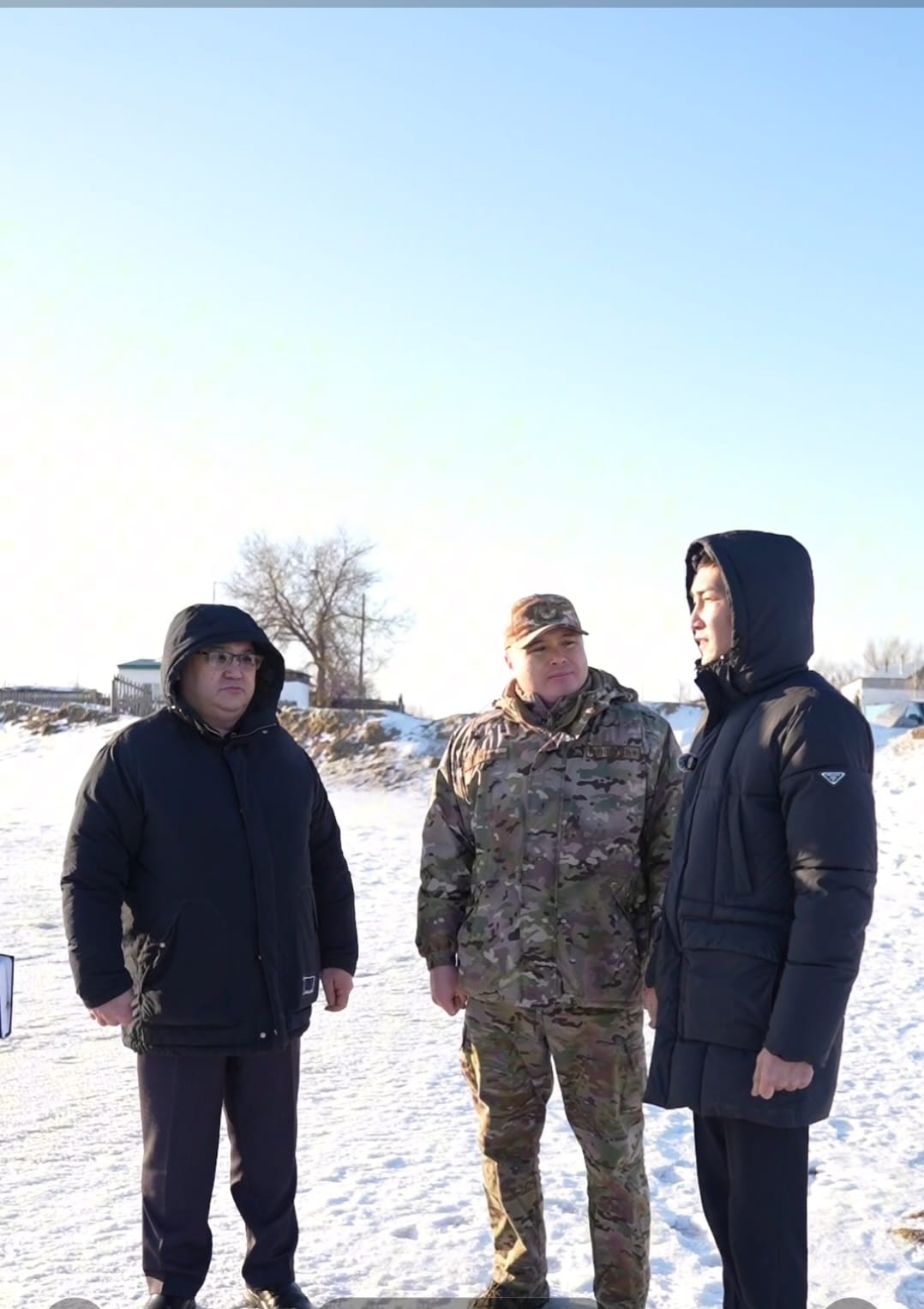 Аудан әкімі Нұржан Оразбекұлы Ертіс ауылдық округіне арнайы жұмыс сапарымен барып, су тасқынының алдын алу бойынша атқарылып жатқан жұмыстармен танысты.