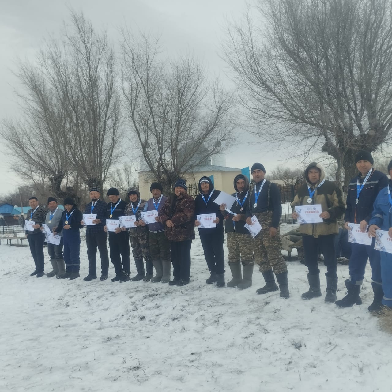 2026 жылдың 10 ақпан күні Ақын Сара ауылында тұрғындар арасында қыстық эстафета жарысы ұйымдастырылды.