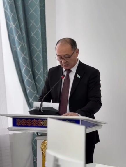 ЖАҢА КОНСТИТУЦИЯ ЖОБАСЫ ТАЛҚЫЛАНДЫ