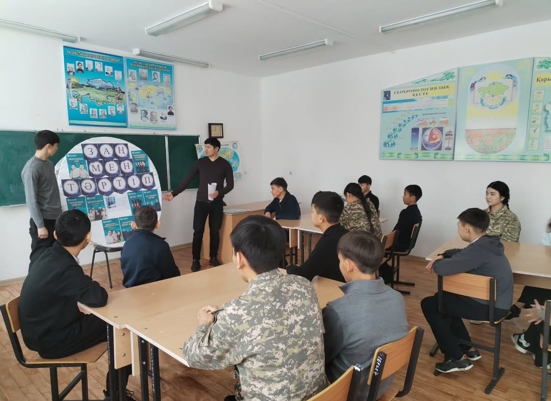 Шатырбай ауылында “Заң мен тәртіп – бірыңғай тәрбие” тақырыбында кездесу өтті