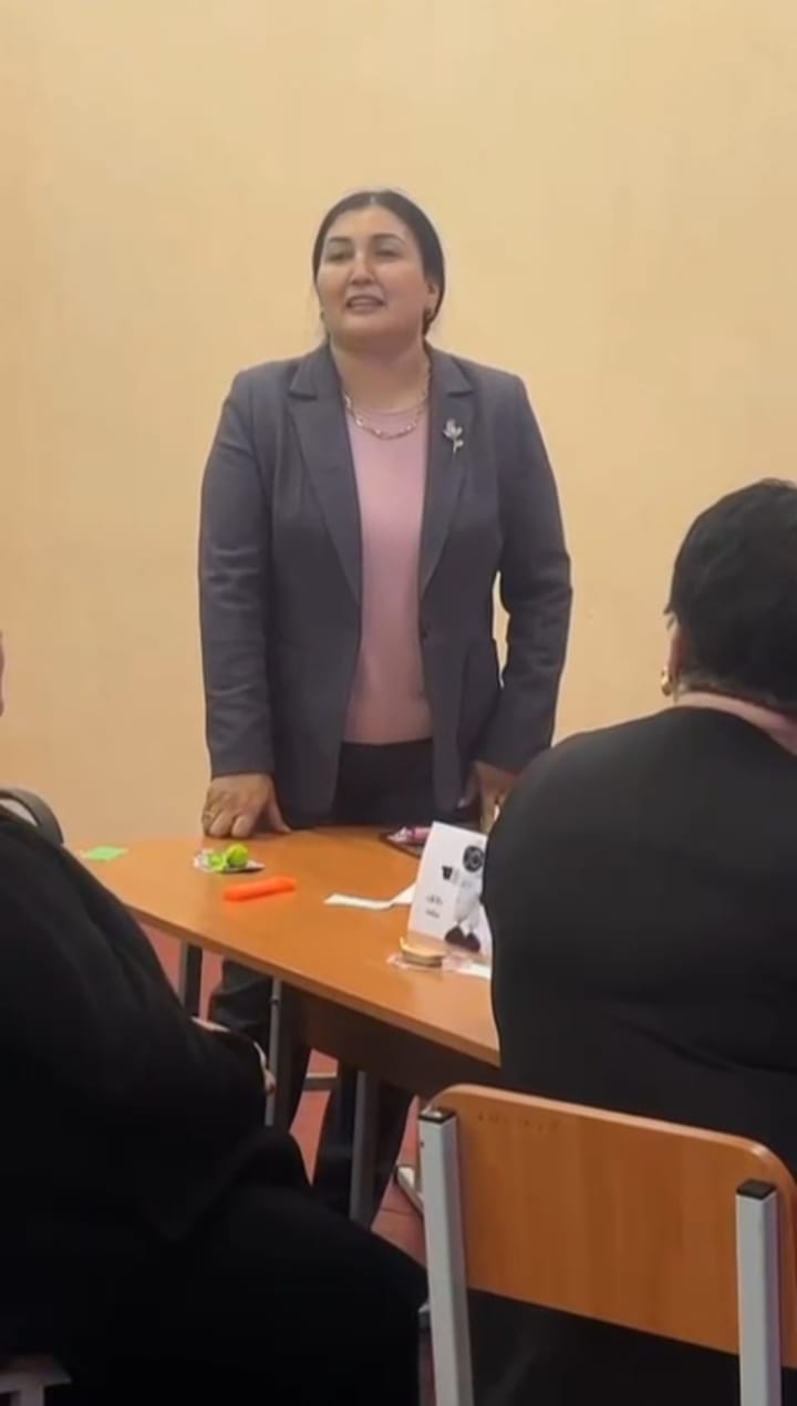 Жаңаталап орта мектебінде "Сынып жетекшінің қызметін тиімді ұйымдастыру ерекшеліктері" тақырыбында шебер сынып ұйымдастырды.