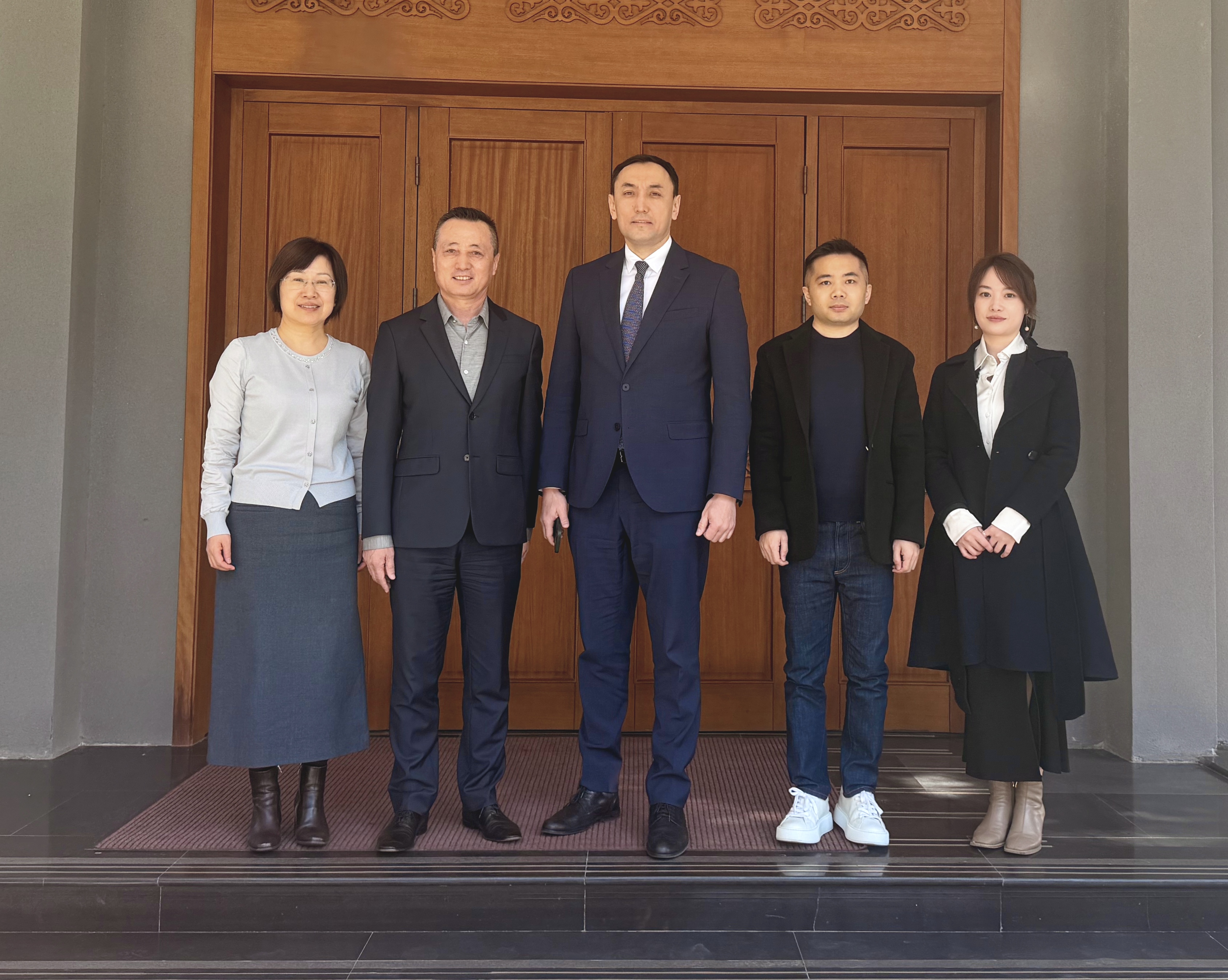 ҚР мен ҚХР арасындағы тау-кен металлургия саласындағы  ынтымақтастық келешектері талқыланды