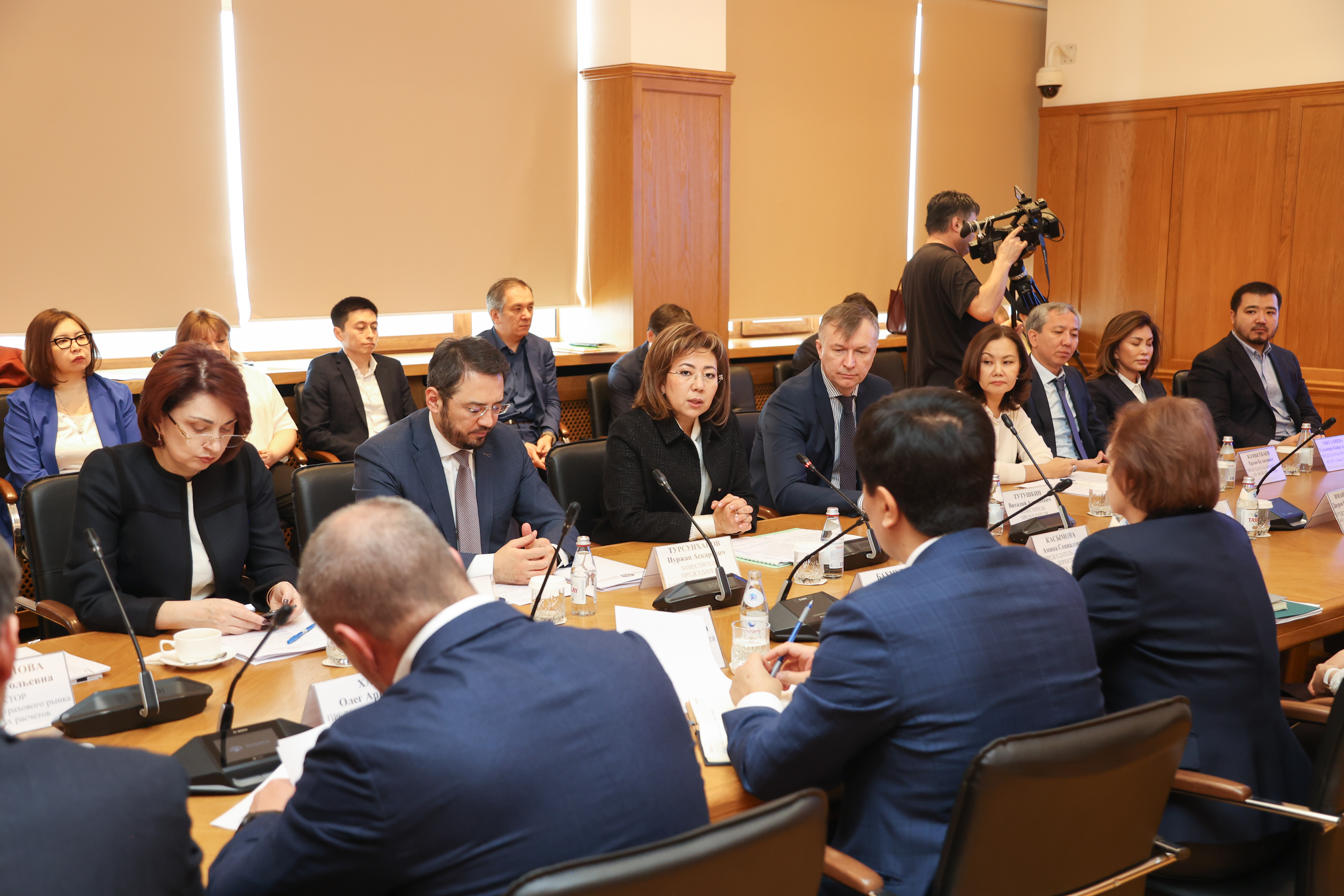 Президенттің тапсырмасы: сақтандыру секторын дамытудың негізгі бағыттары дөңгелек үстелде талқыланды