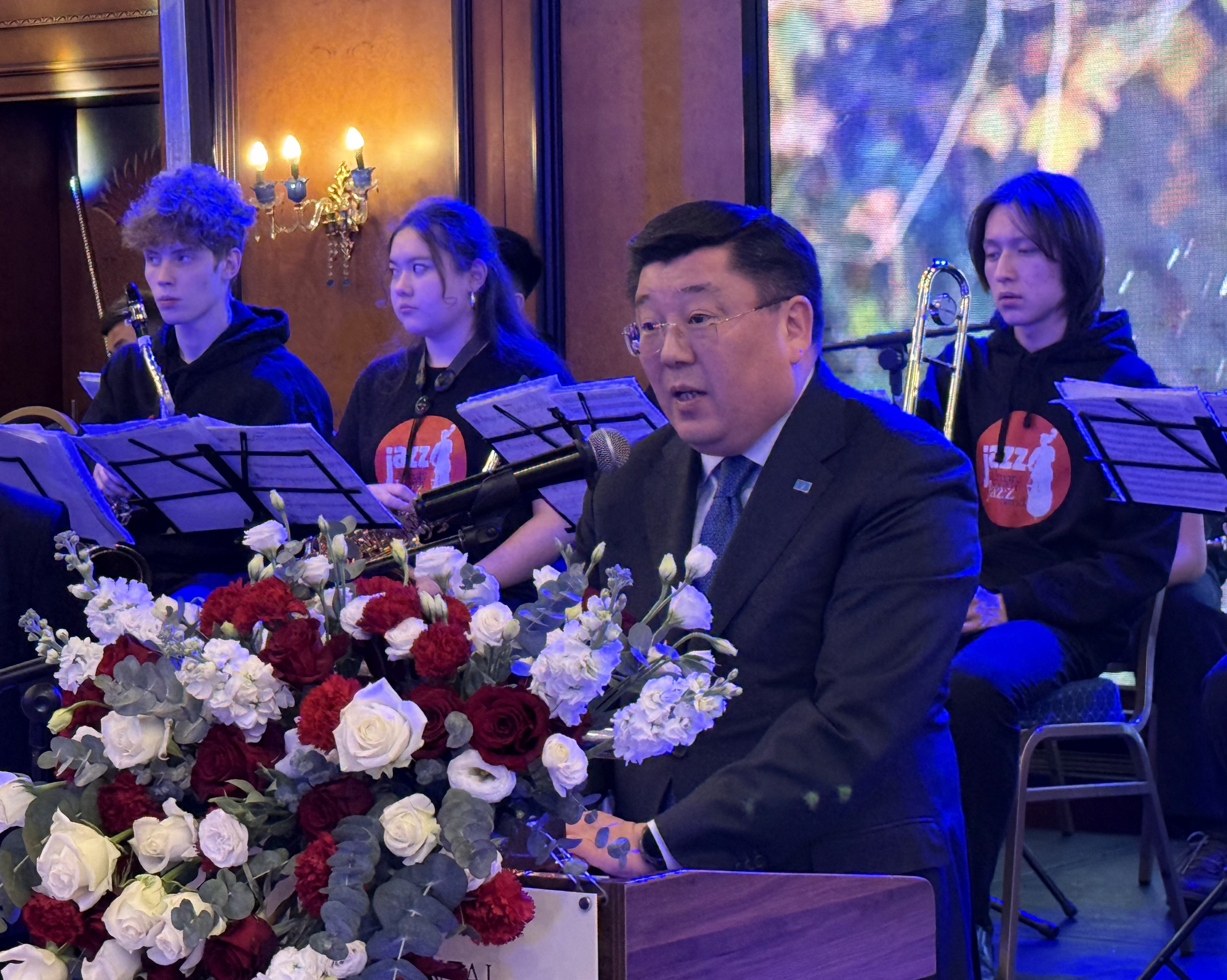 Алматыдағы екінші Мажар балы