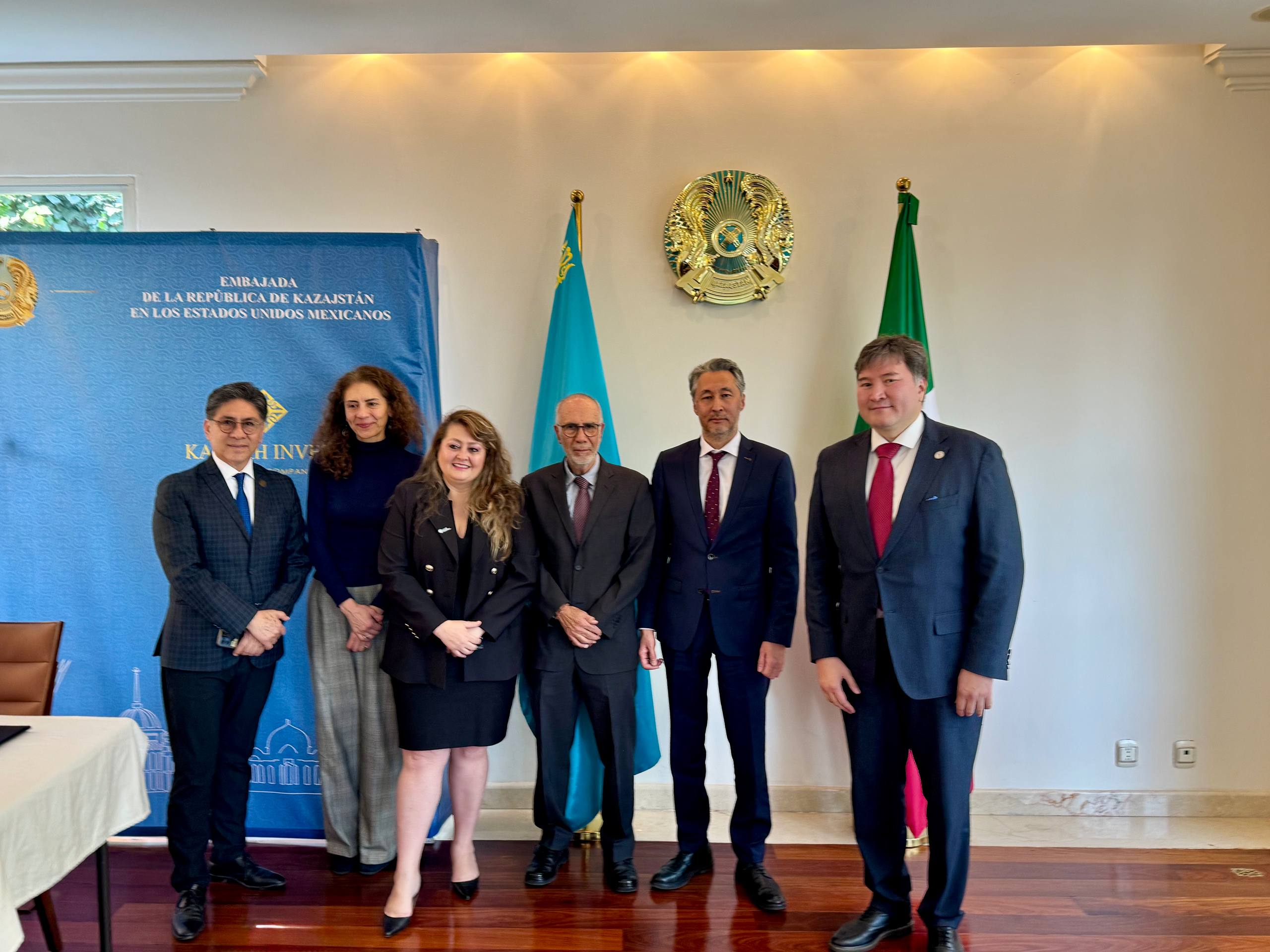 Мексика профессурасы Қазақстандағы реформалармен танысты