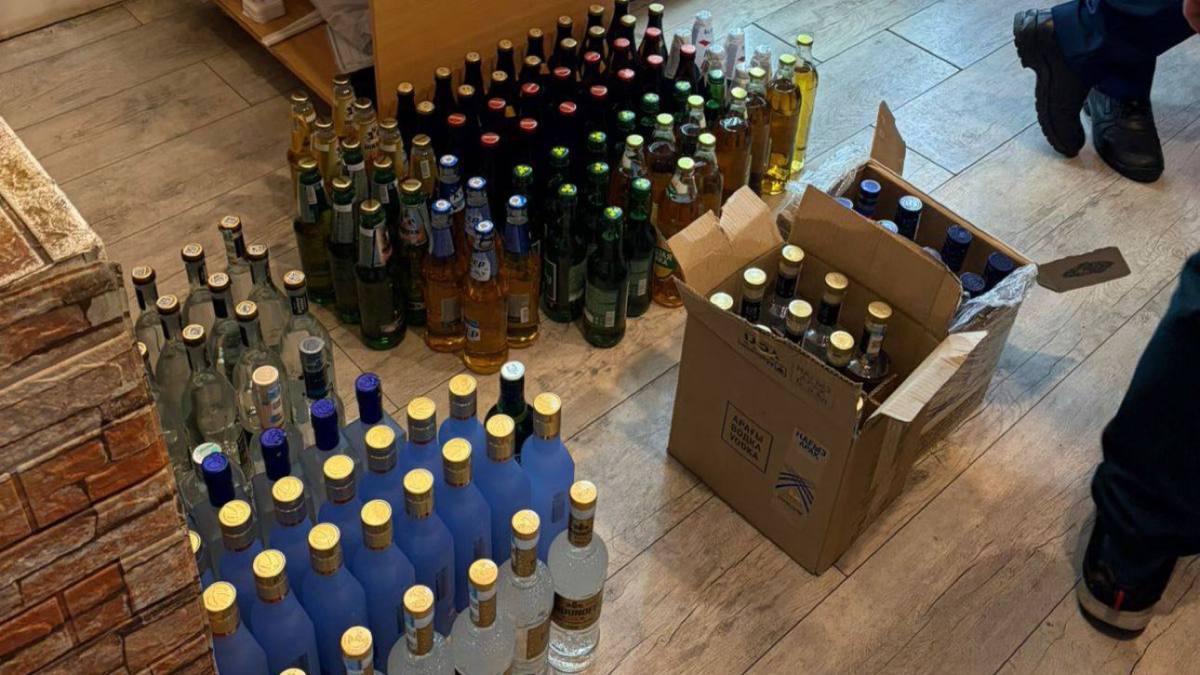 Факт незаконной продажи алкогольной продукции выявлен в Уральске