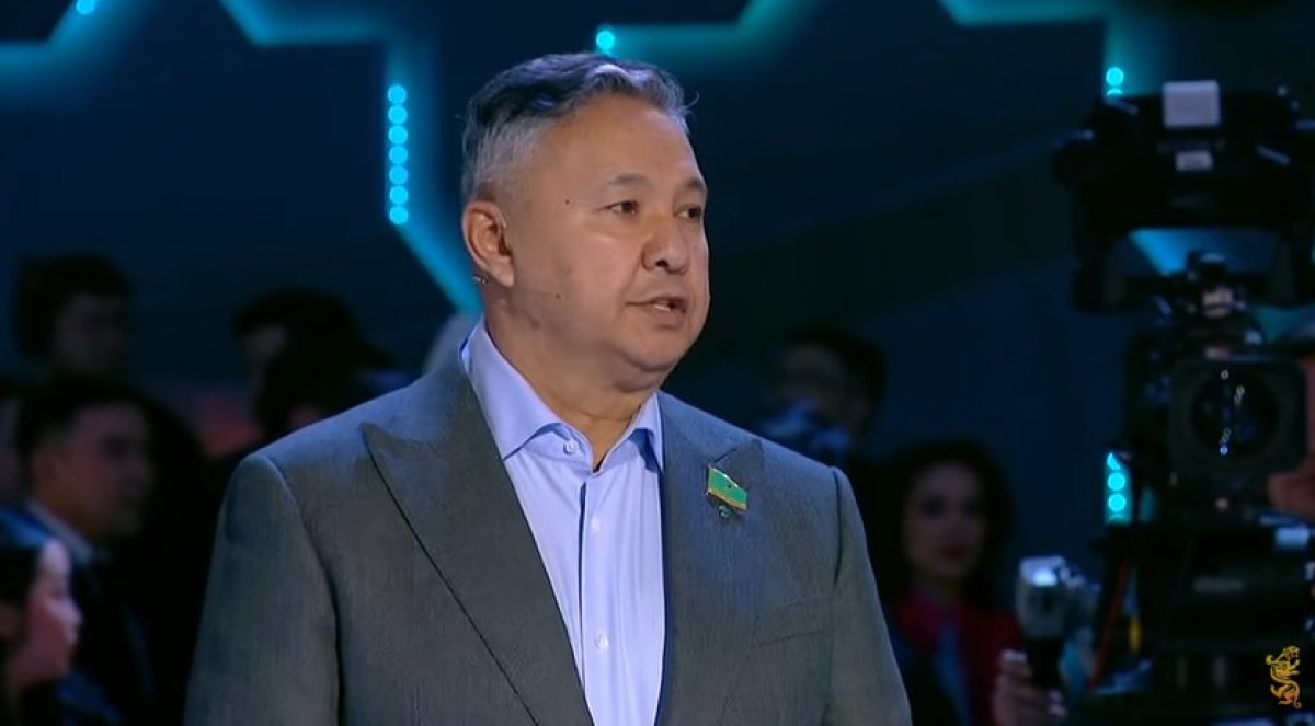 Азат Перуашев Конституцияға енгізілетін өзгерістер туралы: көп нәрсе азаматтардың өздеріне байланысты болады