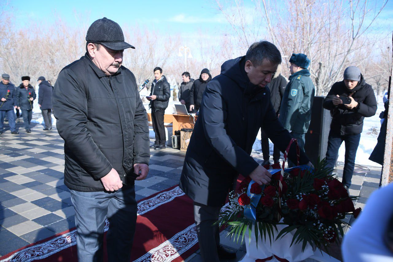 АУҒАН ДАЛАСЫНДА ҚАЗА ТАПҚАН БАТЫРЛАР РУХЫНА ТАҒЗЫМ ЕТІЛДІ