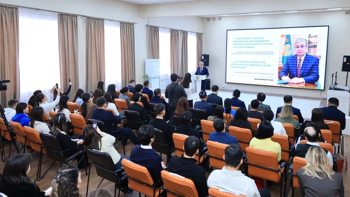Қарағанды облысының сарапшылары мен жастар көшбасшылары жаңа Конституцияны қабылдауды қолдады