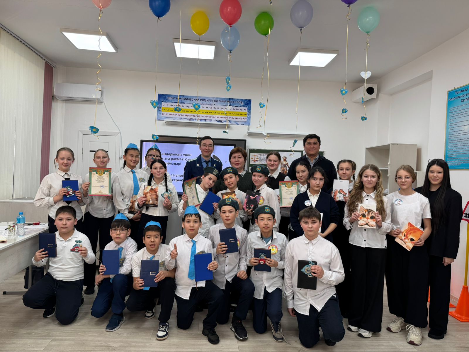 Ертіс ауданында оқушылар арасында құқықтық турнир өтті