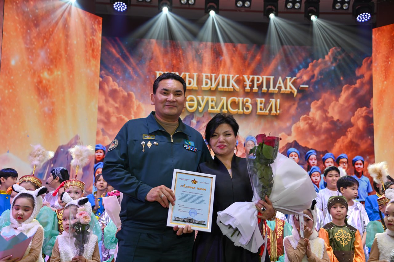 В Астане состоялся отчетный концерт студии «Жас сарбаз» имени Нургисы Тлендиева