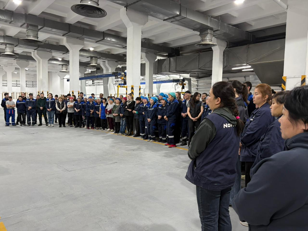 Көкшетаудағы «Асыл Арман» кәсіпорнының қызметкерлеріне жаңа Конституция жобасы түсіндірілді