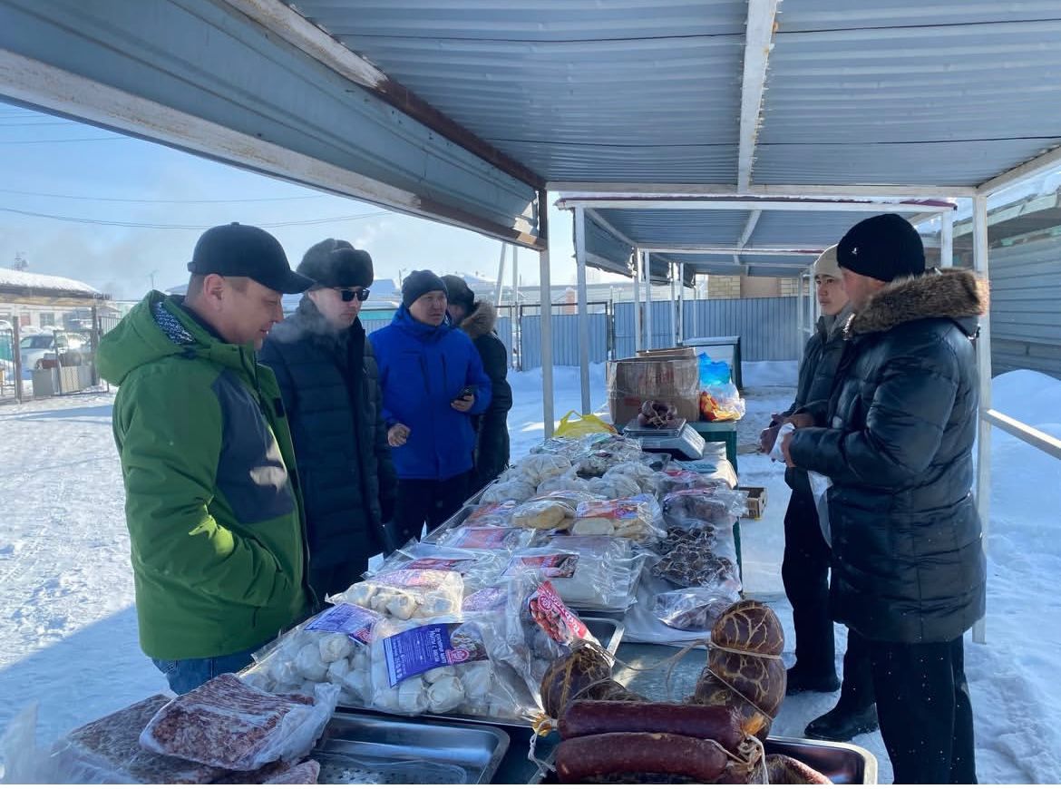 В селе Кокпекти на территории рынка Аламан прошла сельскохозяйственная ярмарка Шугылбайского сельского округа.