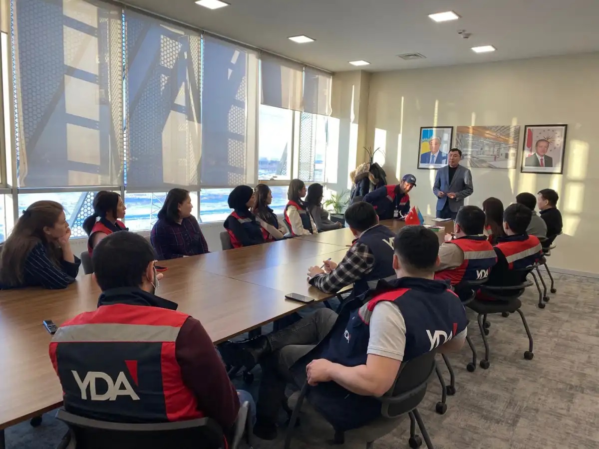 YDA өндірістік кешенінің ұжымымен алдағы референдум мәселелері талқыланды