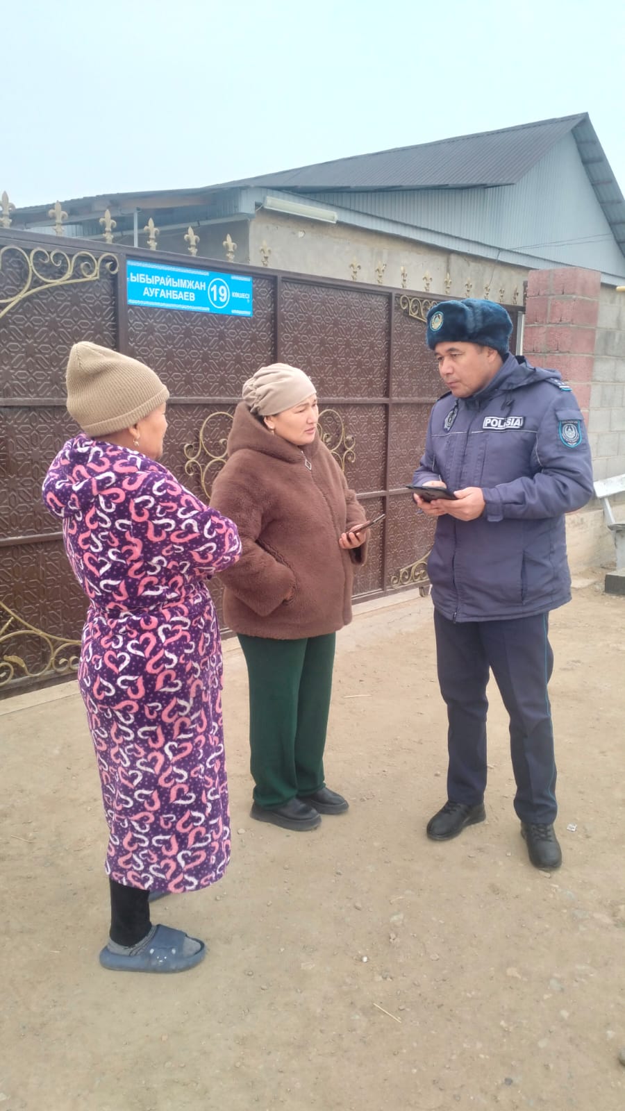 Көктемгі санитарлық тазалау және қарды қауіпсіз орынға шығару бойынша түсіндірме жұмыстары жүргізілді