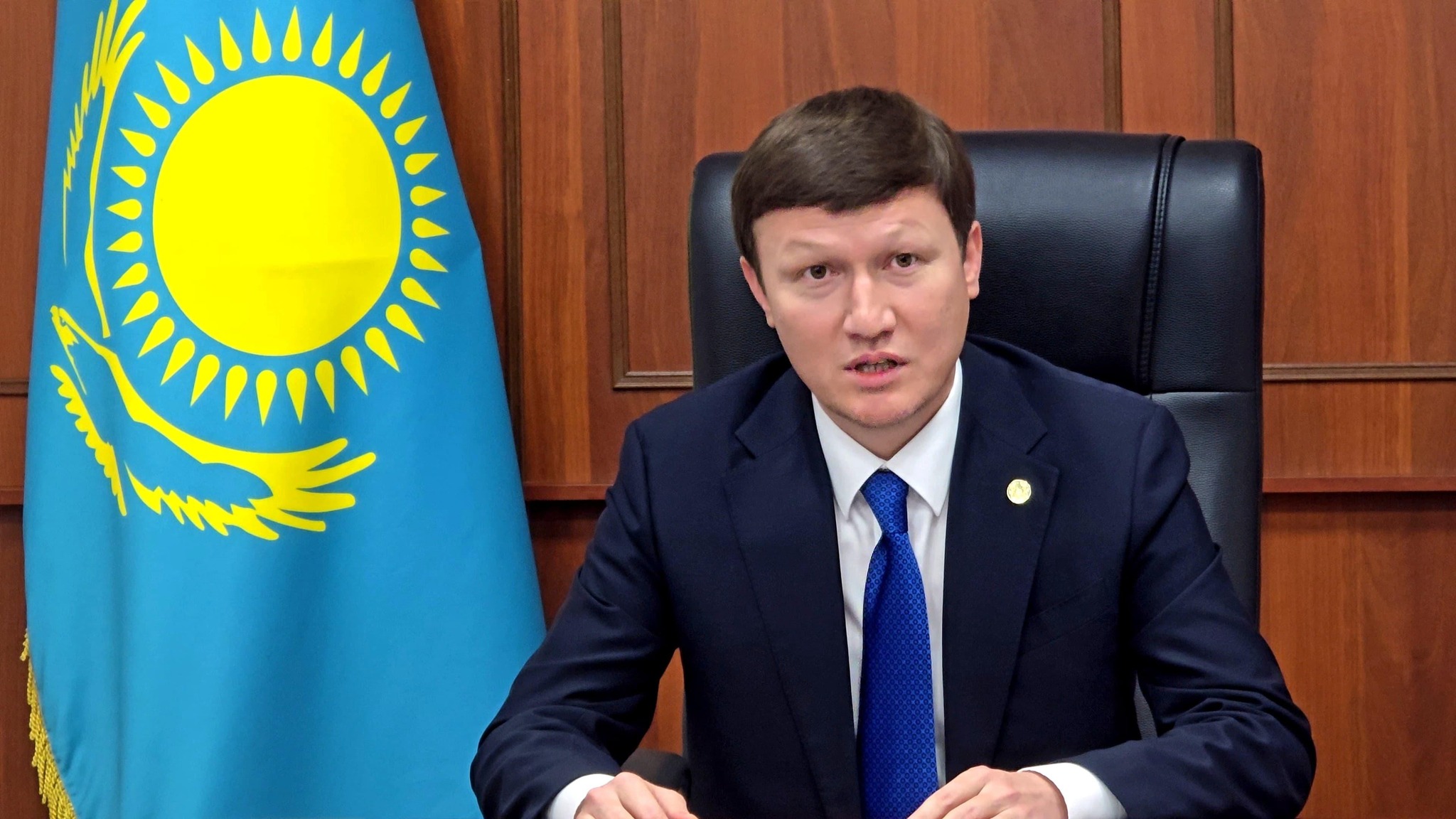 Жаңа конституция жобасын талқылау бойынша аудандық актив отырысы өтті