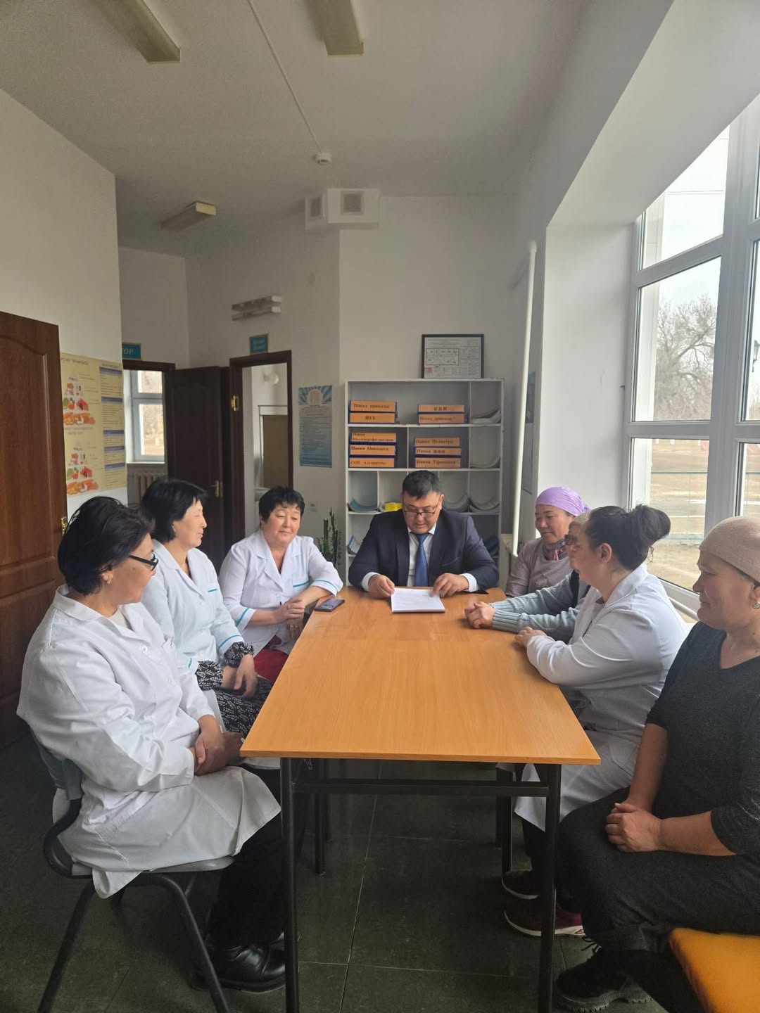 Құмөзек ауылдық медициналық пунктінде жаңа Конституция жобасы талқыланды