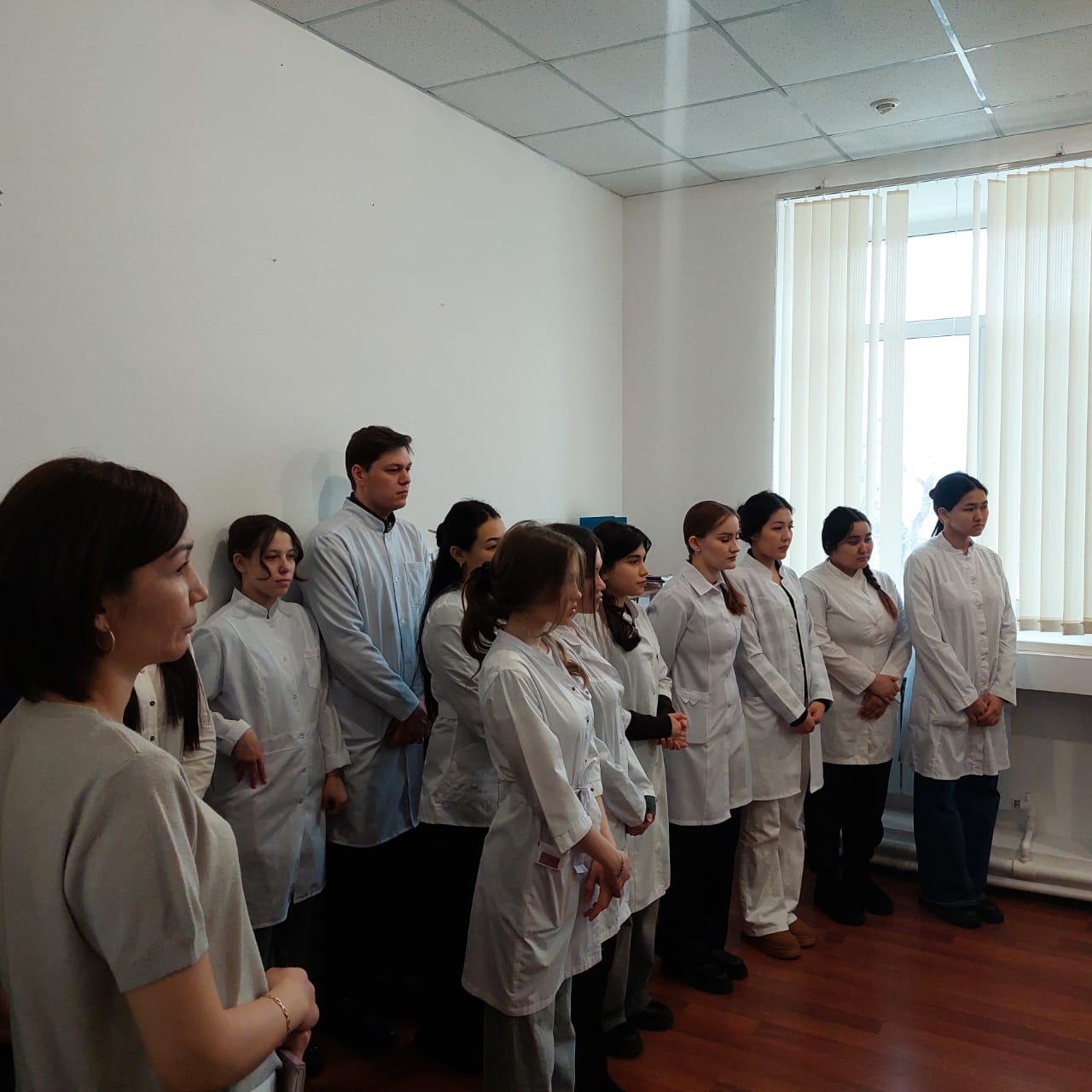 Департаменттегі «Ашық есік күні»: болашақ дәрігерлермен ашық диалог